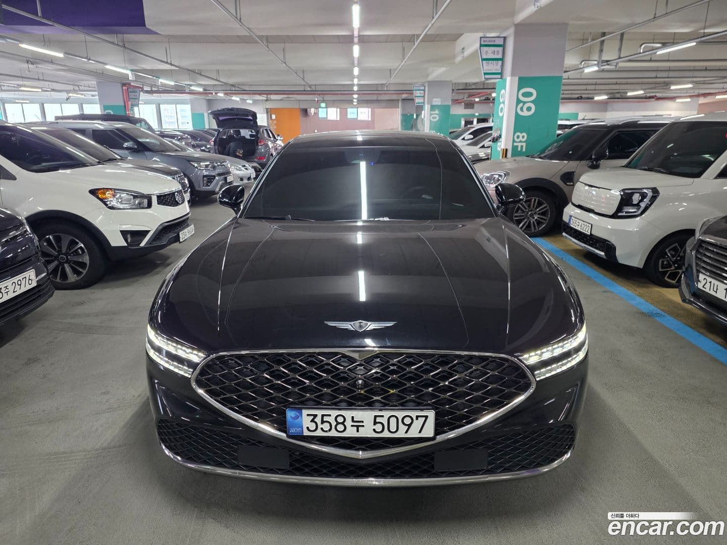 Main__Slider__Photo:G90 Genesis 2022.10-0