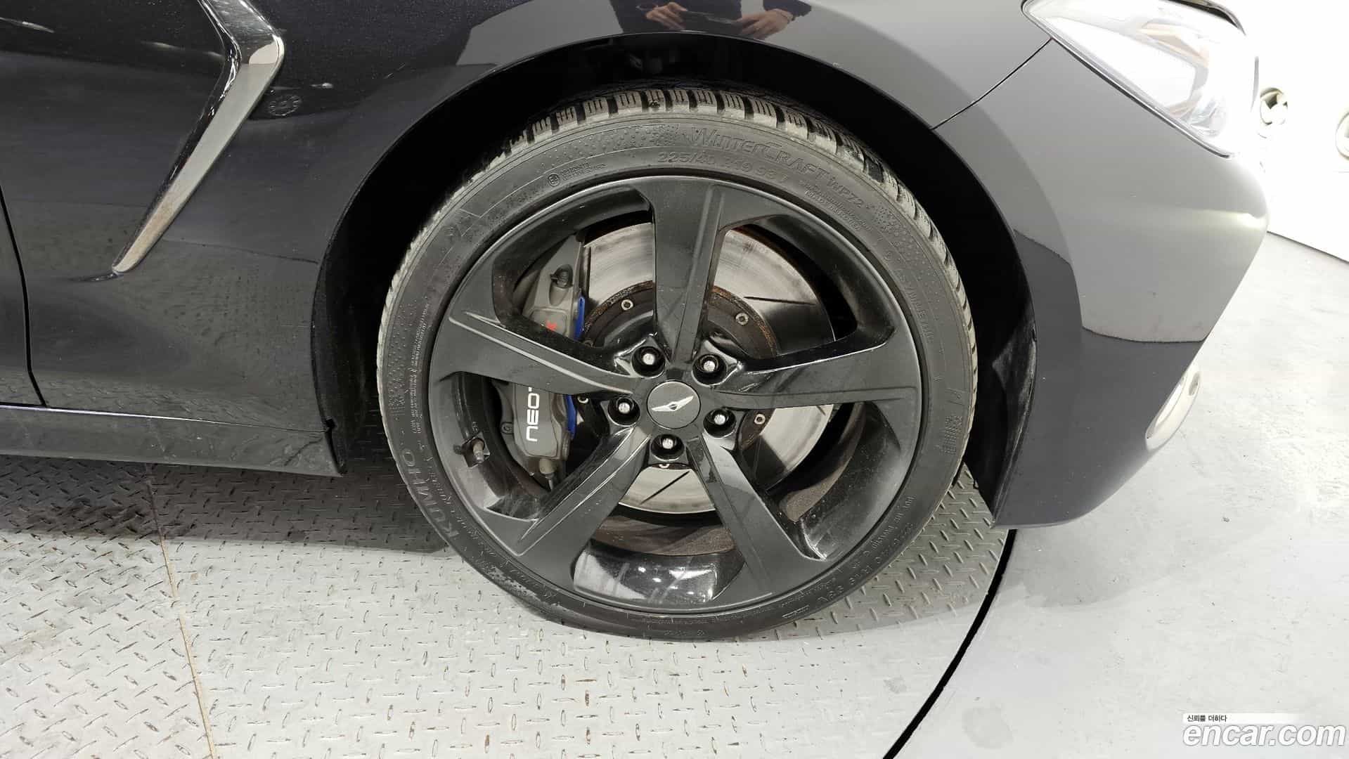 G70 Genesis 2019.1-OUTER-005