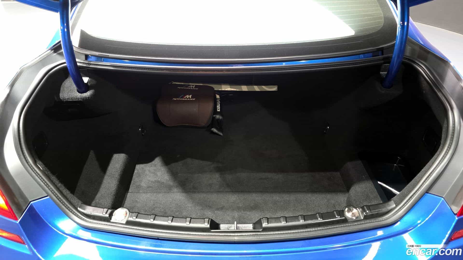 6-Series BMW 2018.6-OPTION-024