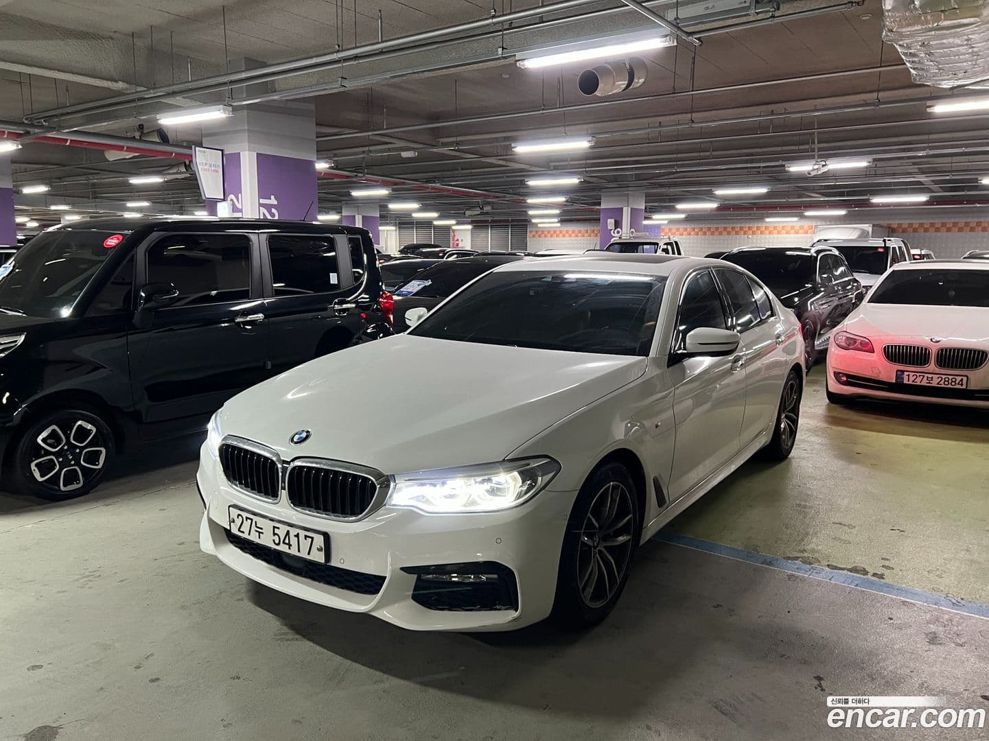Main__Slider__Photo:5-Series BMW 2017.5-0
