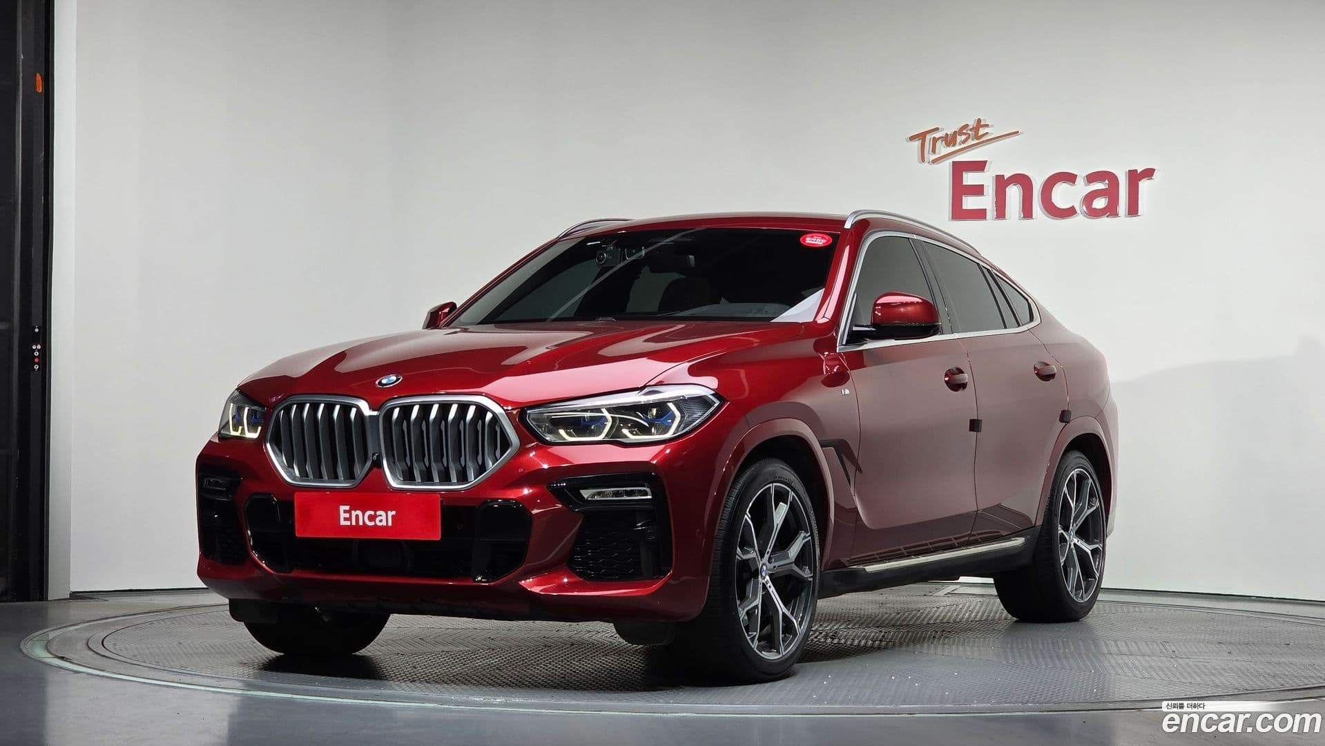 Main__Slider__Photo:X6 BMW 2021.0-0
