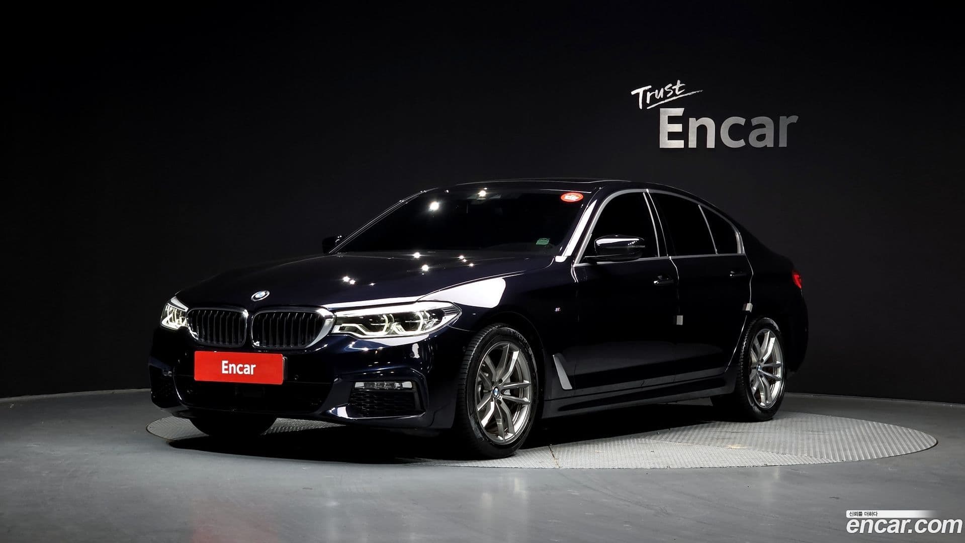 Main__Slider__Photo:5-Series BMW 2018.2-0