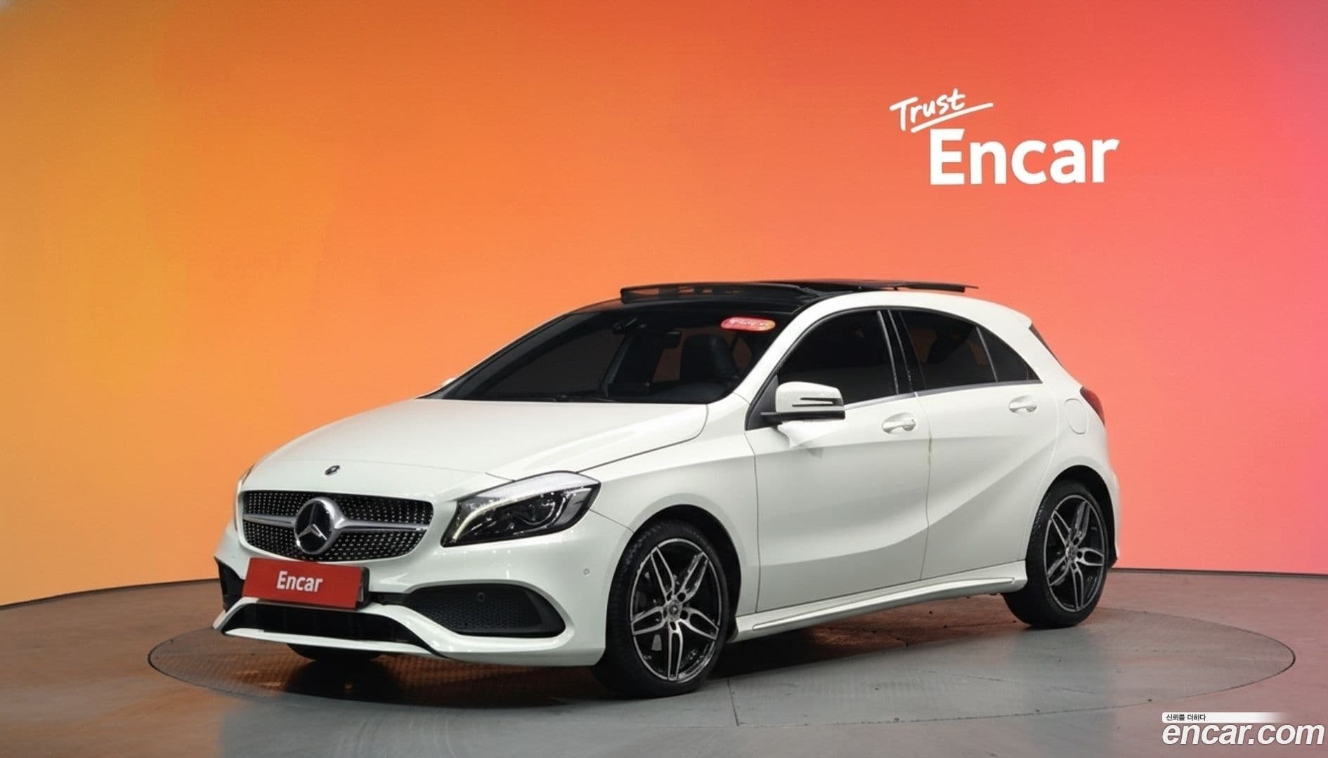 Main__Slider__Photo:A-Class Mercedes-Benz 2018.3-0