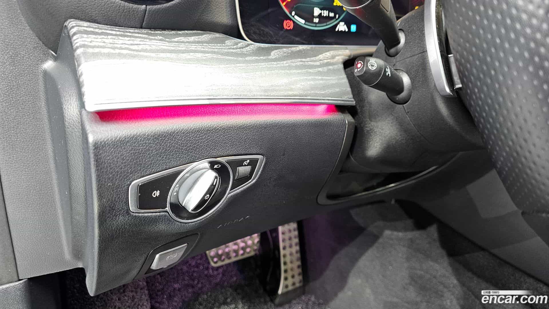 E-Class Mercedes-Benz 2022.4-OPTION-017