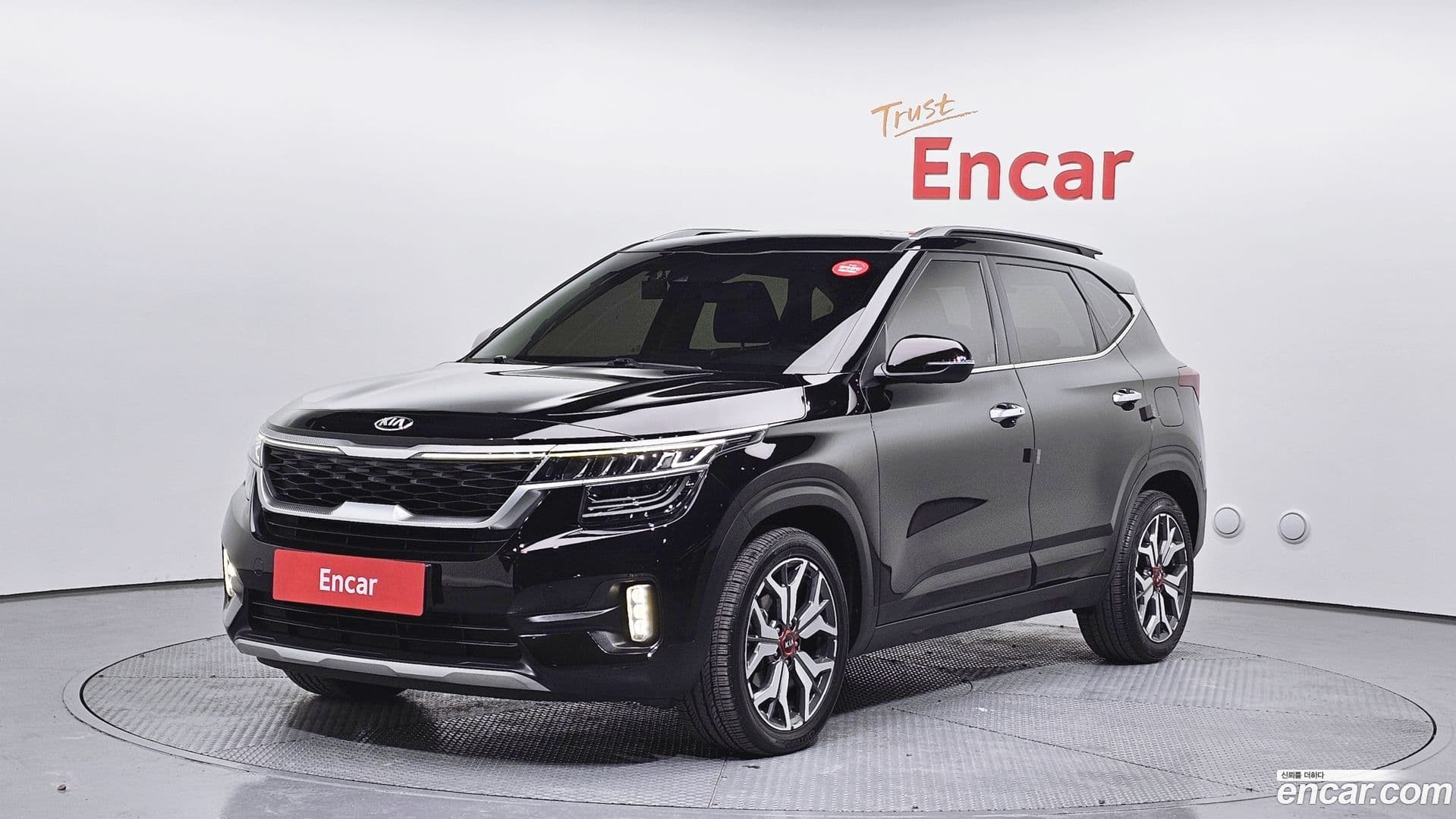 Main__Slider__Photo:Seltos Kia 2019.9-0