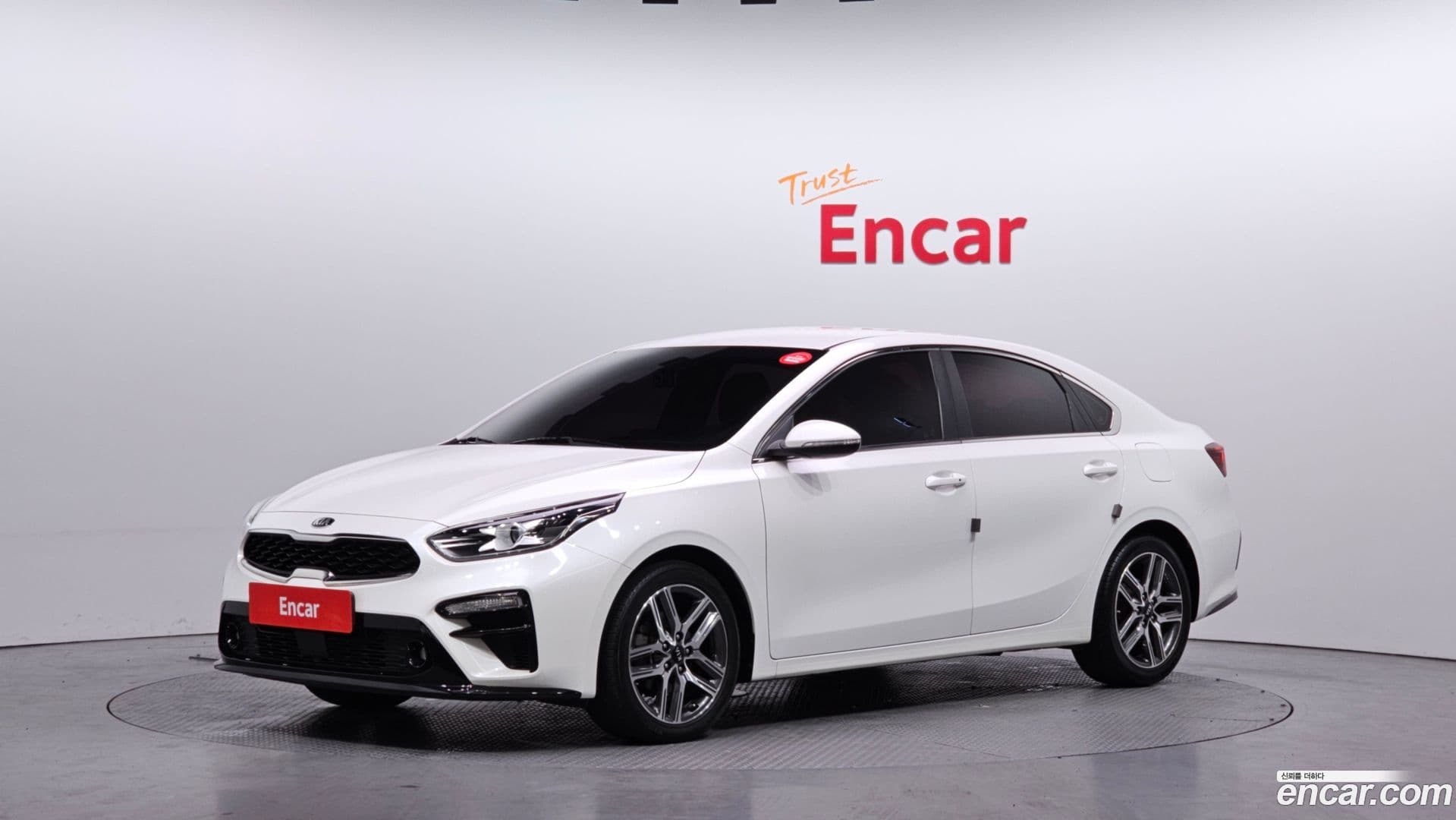 Main__Slider__Photo:K3 Kia 2018.2-0