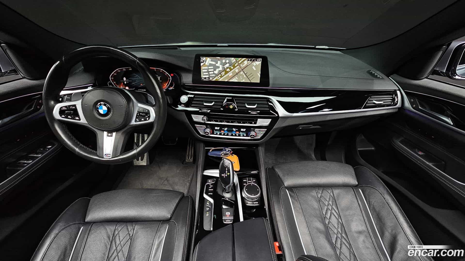 Gran Turismo BMW 2020.5-INNER-007