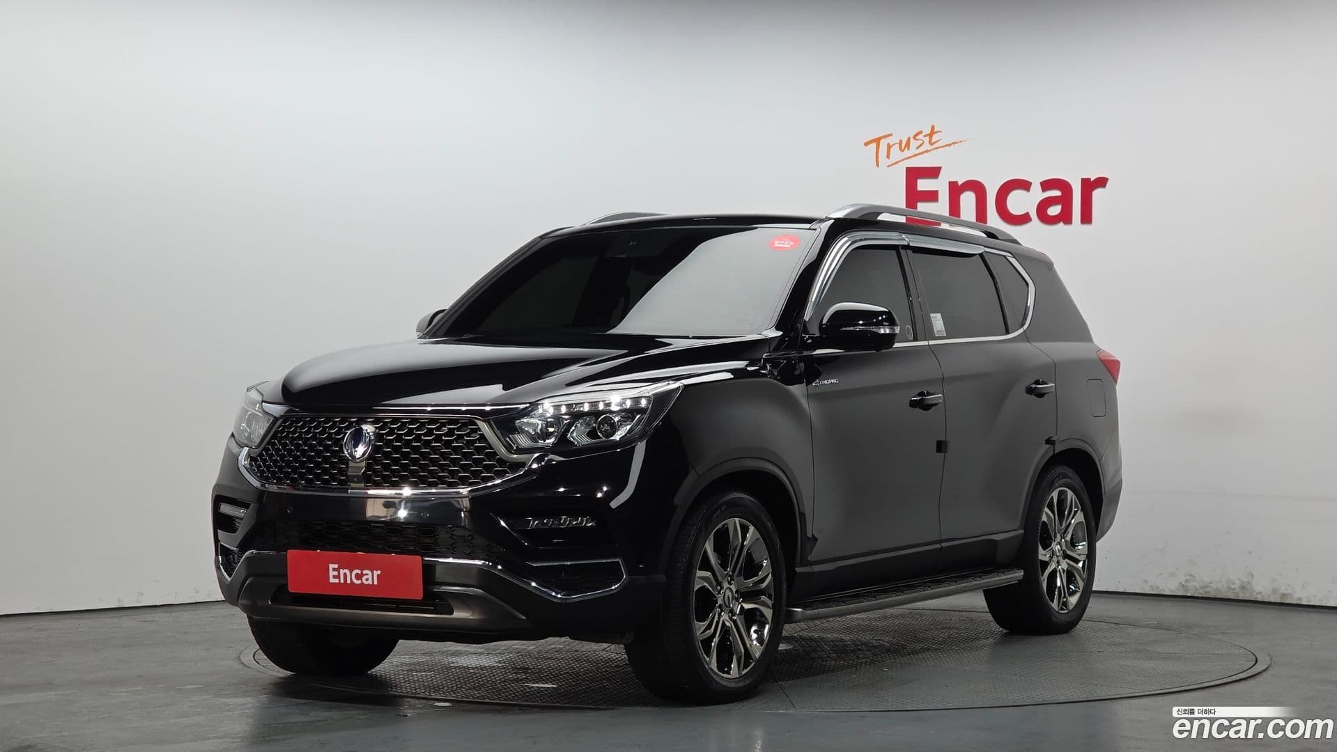 Main__Slider__Photo:Rexton KG Mobility 2020.6-0