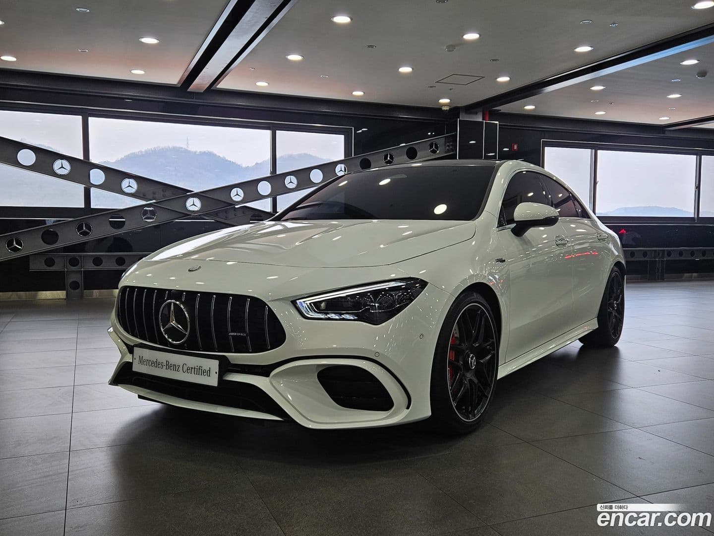 Main__Slider__Photo:CLA-Class Mercedes-Benz 2025.10-0