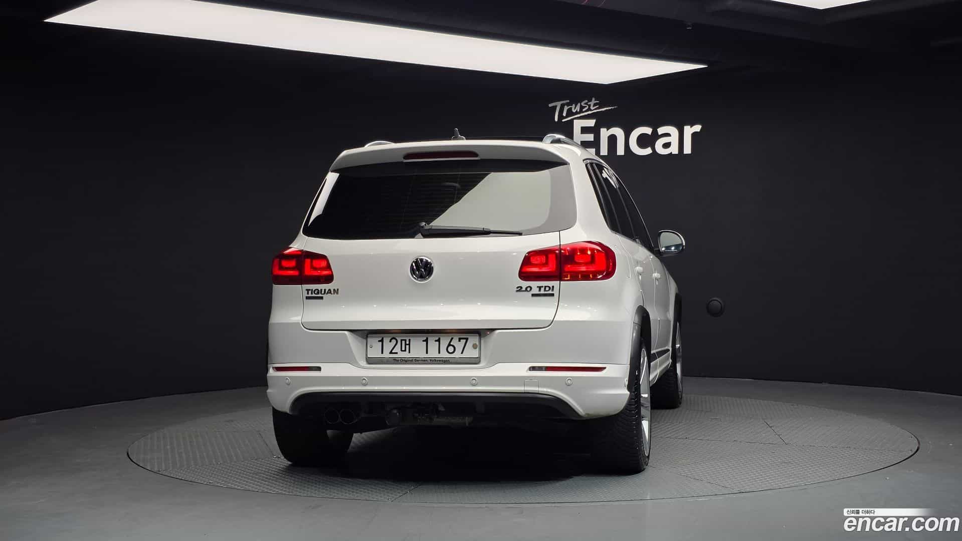 Tiguan Volkswagen 2013.5-OUTER-004