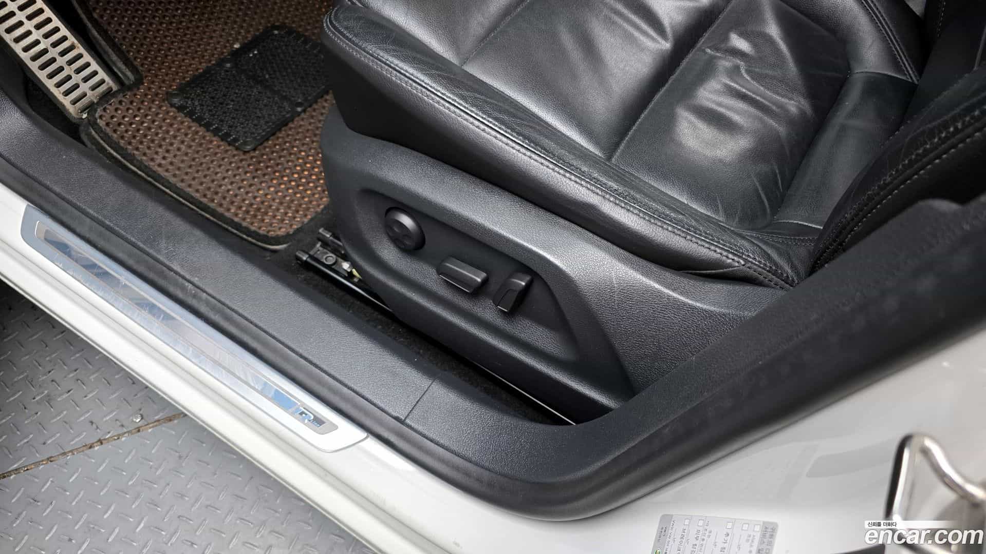 Tiguan Volkswagen 2013.5-OPTION-022
