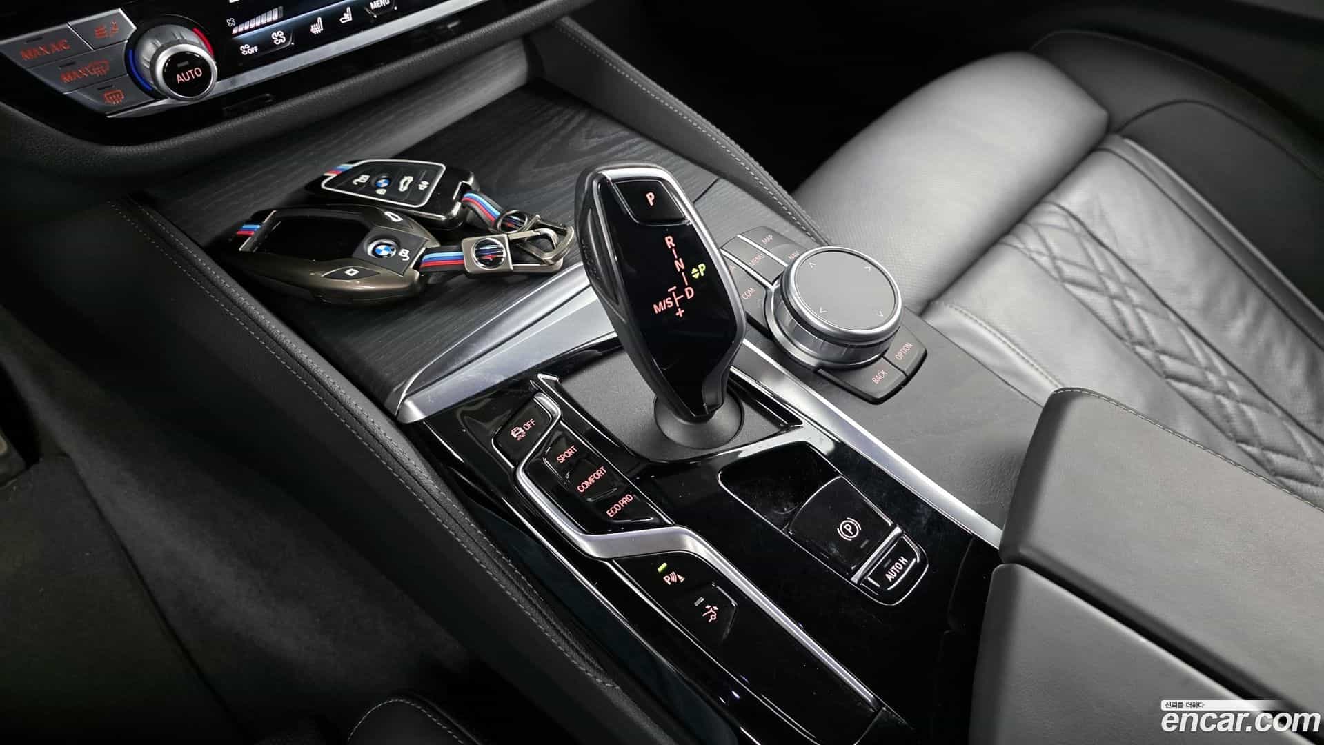Gran Turismo BMW 2022.1-INNER-009