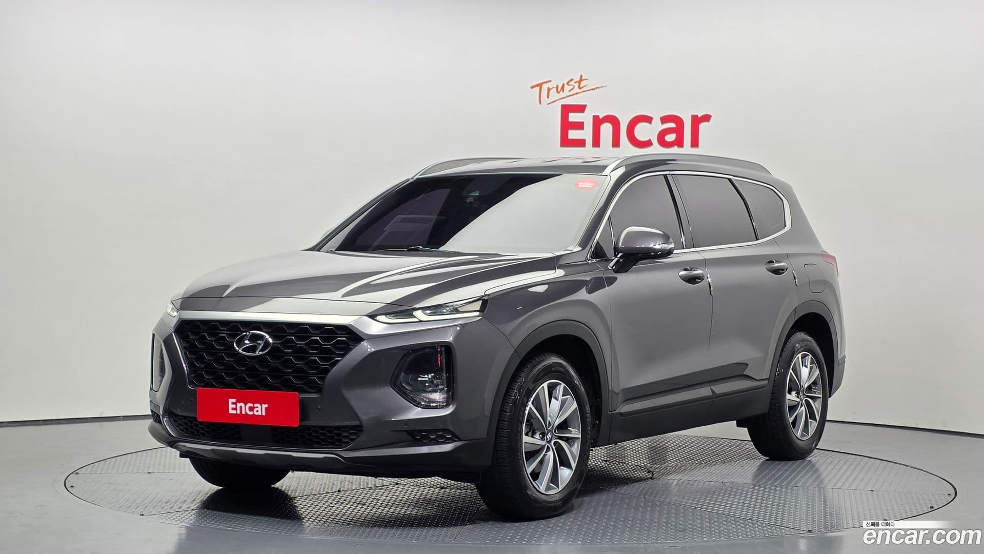 Main__Slider__Photo:Santafe Hyundai 2018.10-0