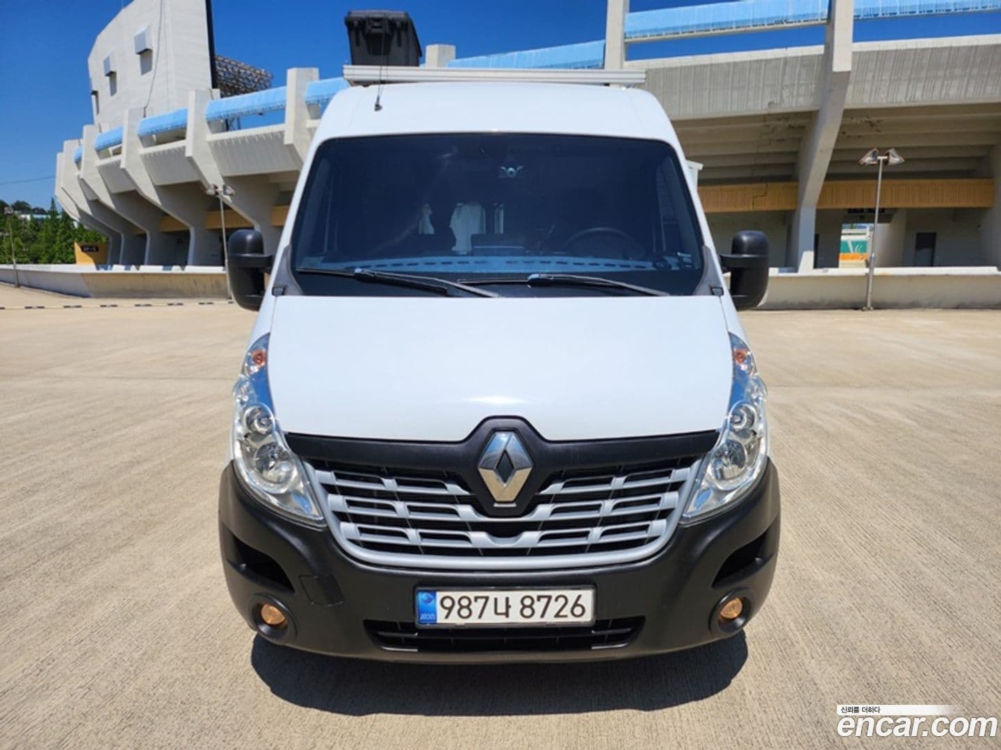 Main__Slider__Photo:Master Renault Korea 2019.10-0