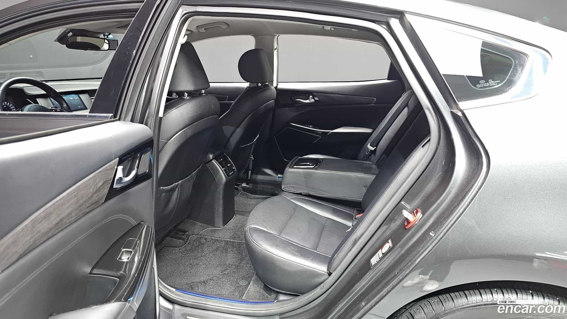 K7 Kia 2021.0-OPTION-016