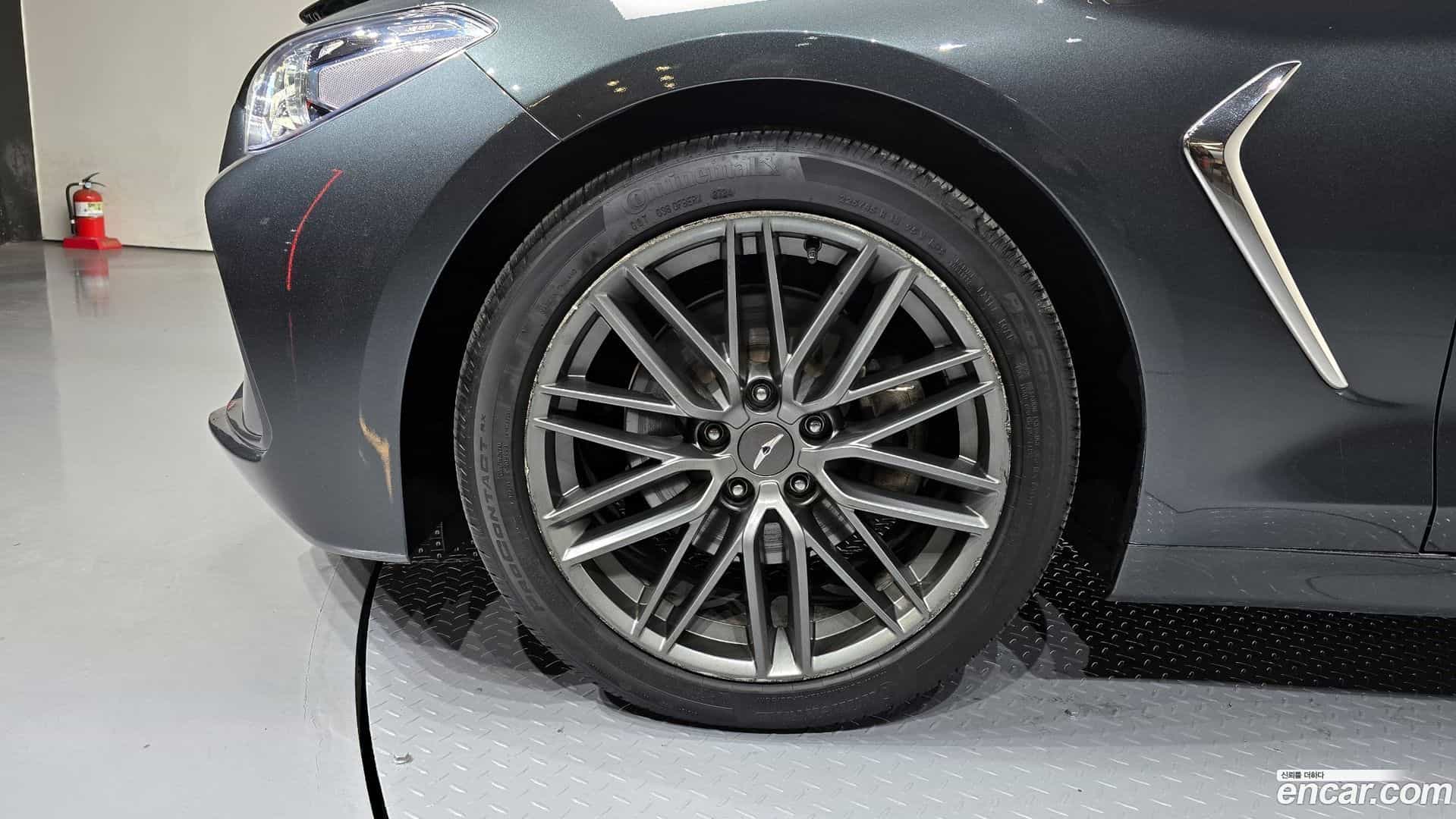 G70 Genesis 2018.2-OUTER-005