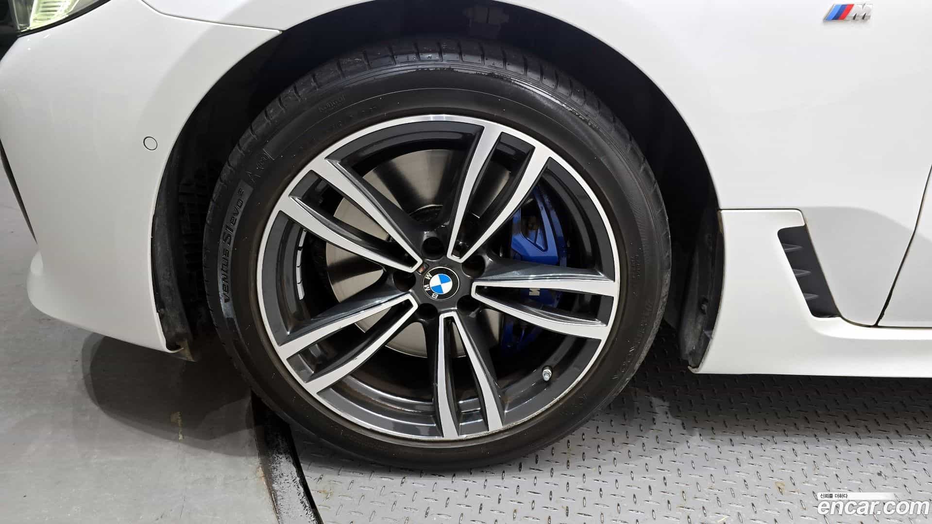 Gran Turismo BMW 2021.9-OUTER-005