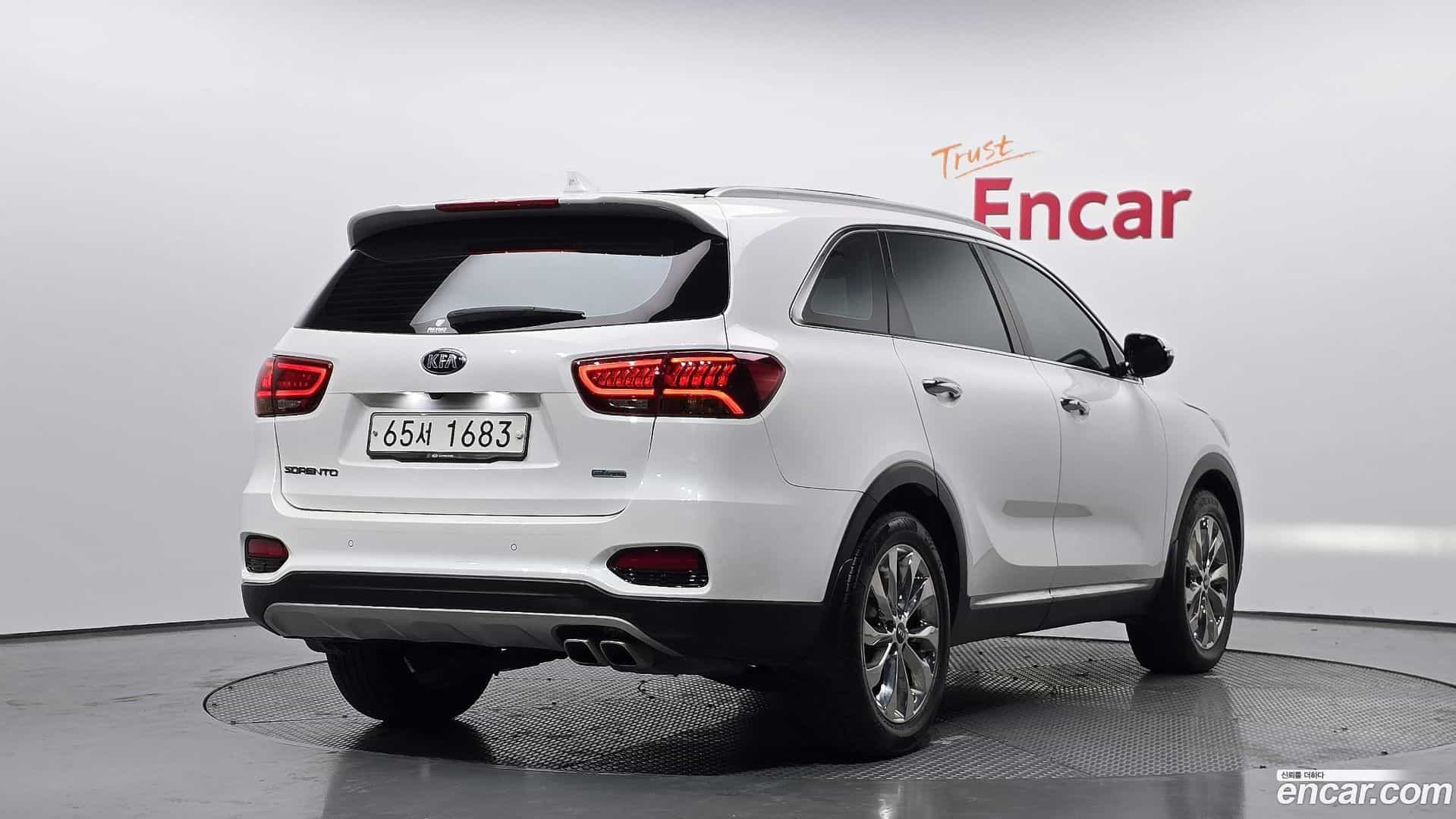Sorento Kia 2017.9-OUTER-002