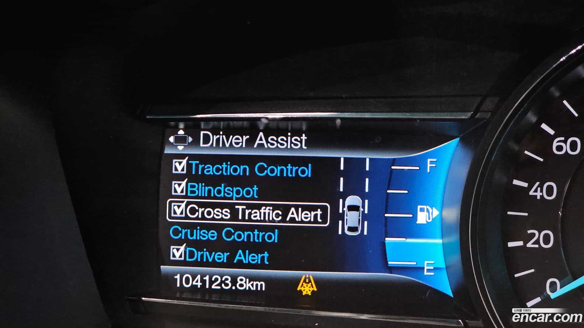 Explorer Ford 2016.4-OPTION-021