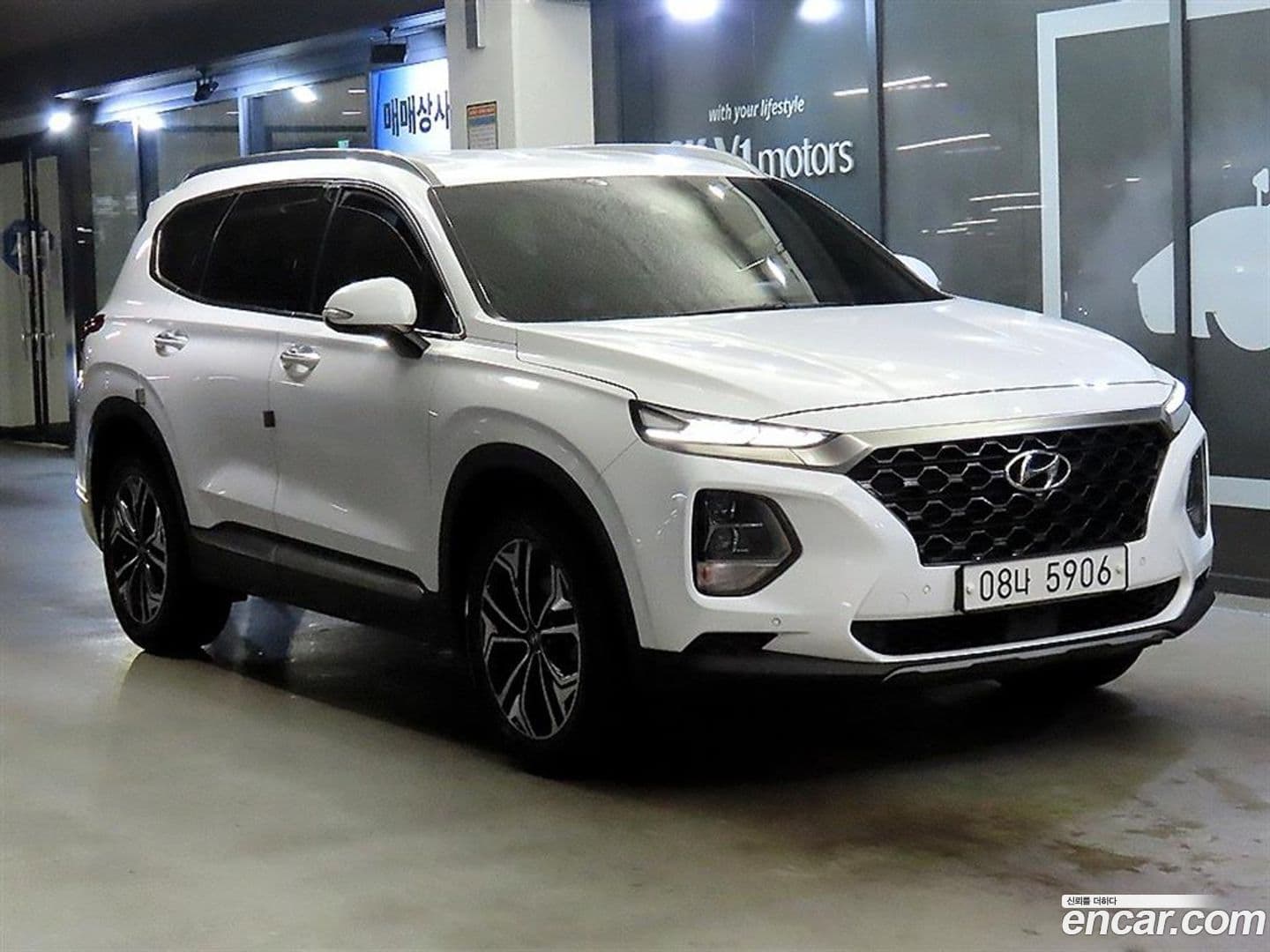 Main__Slider__Photo:Santafe Hyundai 2018.9-0