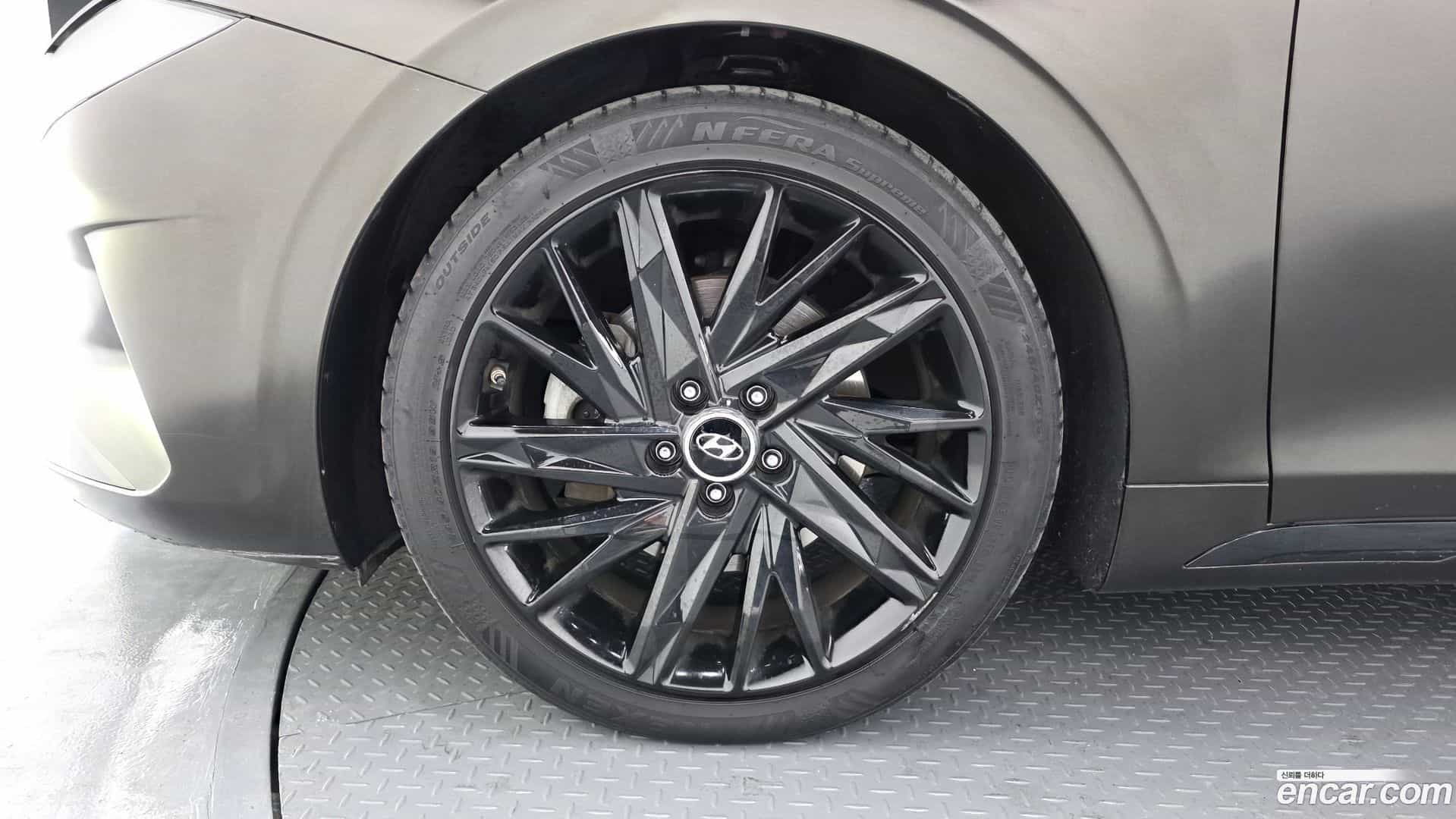 Grandeur Hyundai 2019.10-OUTER-005