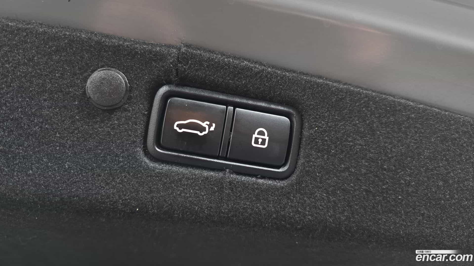 Grandeur Hyundai 2019.10-OPTION-024