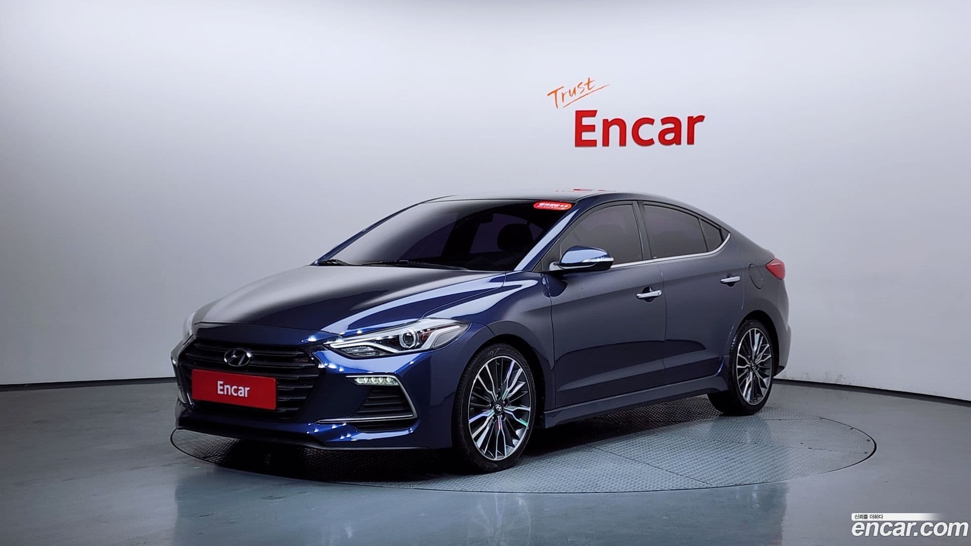 Main__Slider__Photo:AVANTE Hyundai 2017.1-0