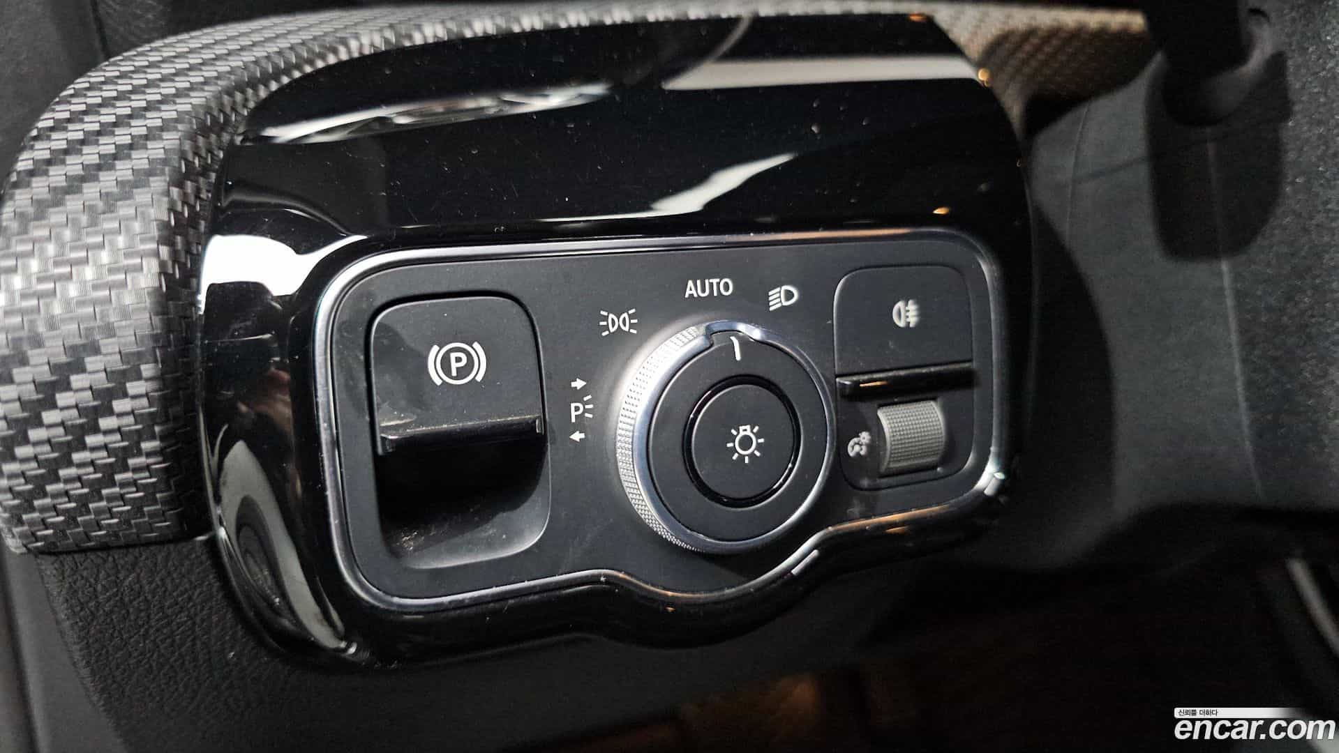 A-Class Mercedes-Benz 2020.1-OPTION-023