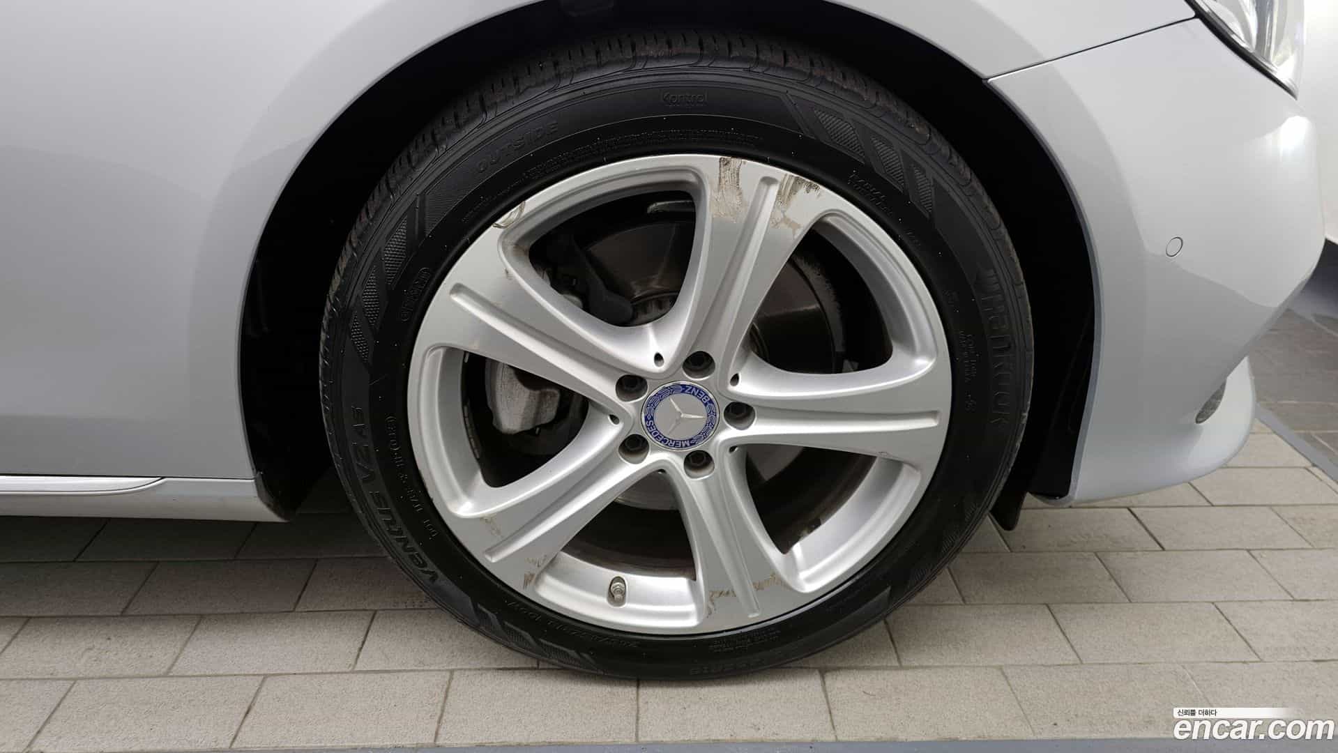 E-Class Mercedes-Benz 2017.1-OUTER-005