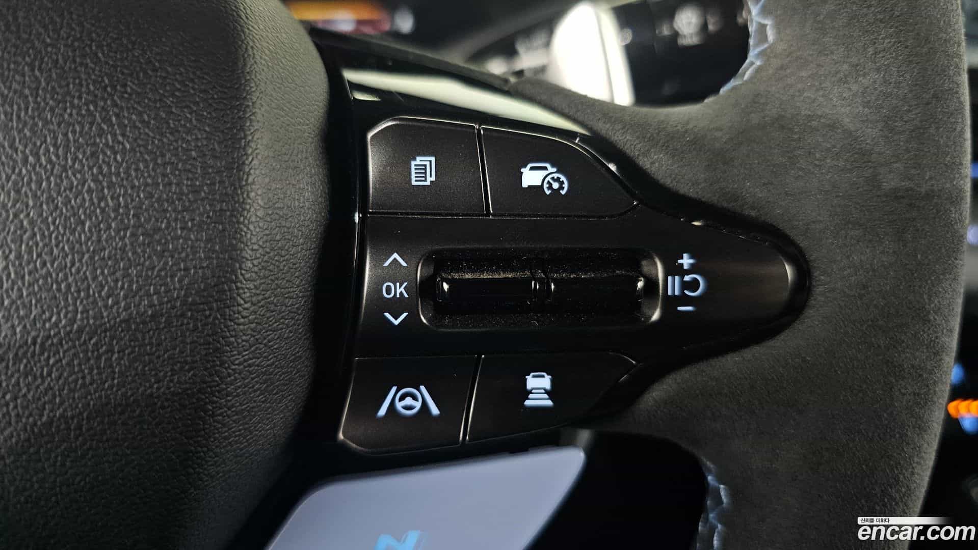 AVANTE Hyundai 2025.6-OPTION-022