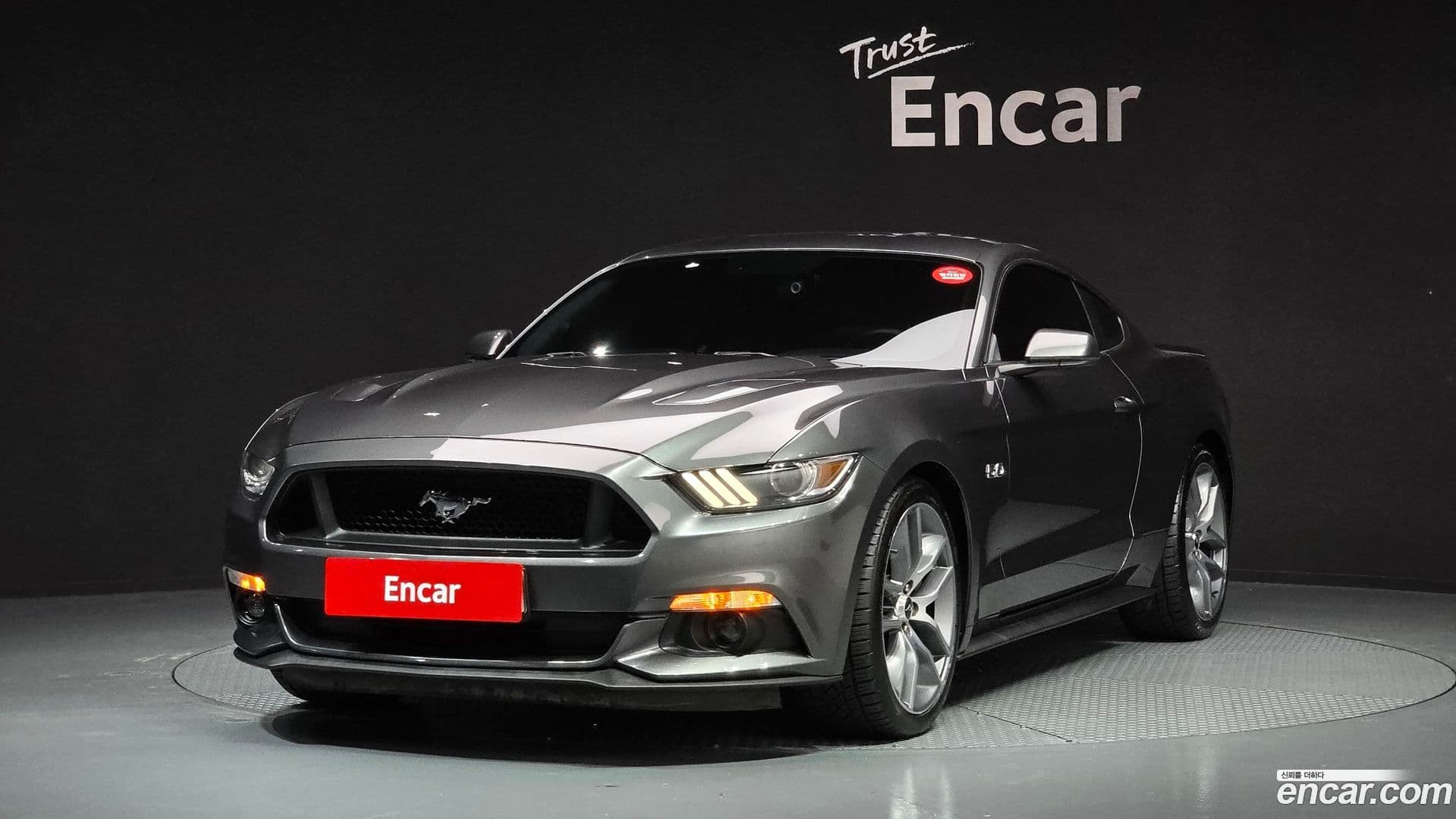 Main__Slider__Photo:Mustang Ford 2016.10-0