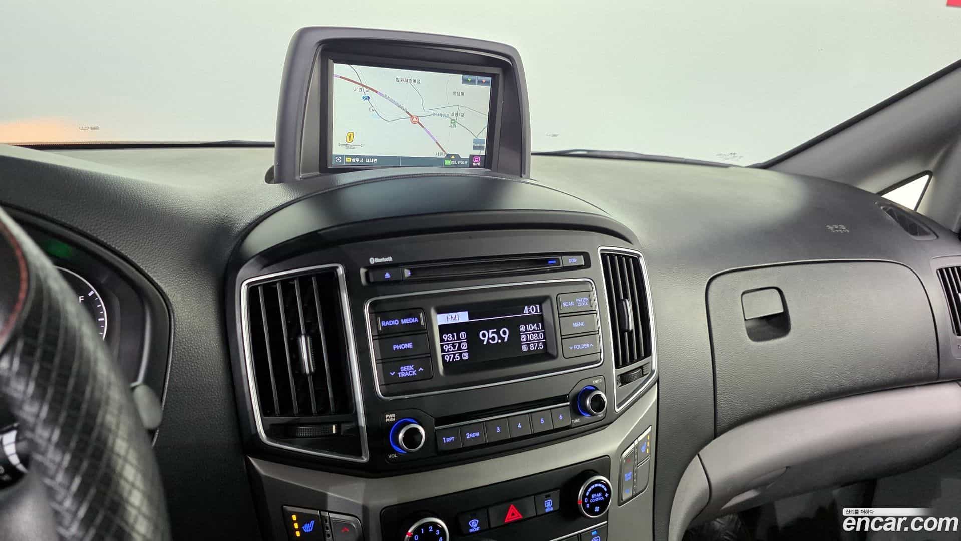 Starex Hyundai 2015.7-OPTION-018