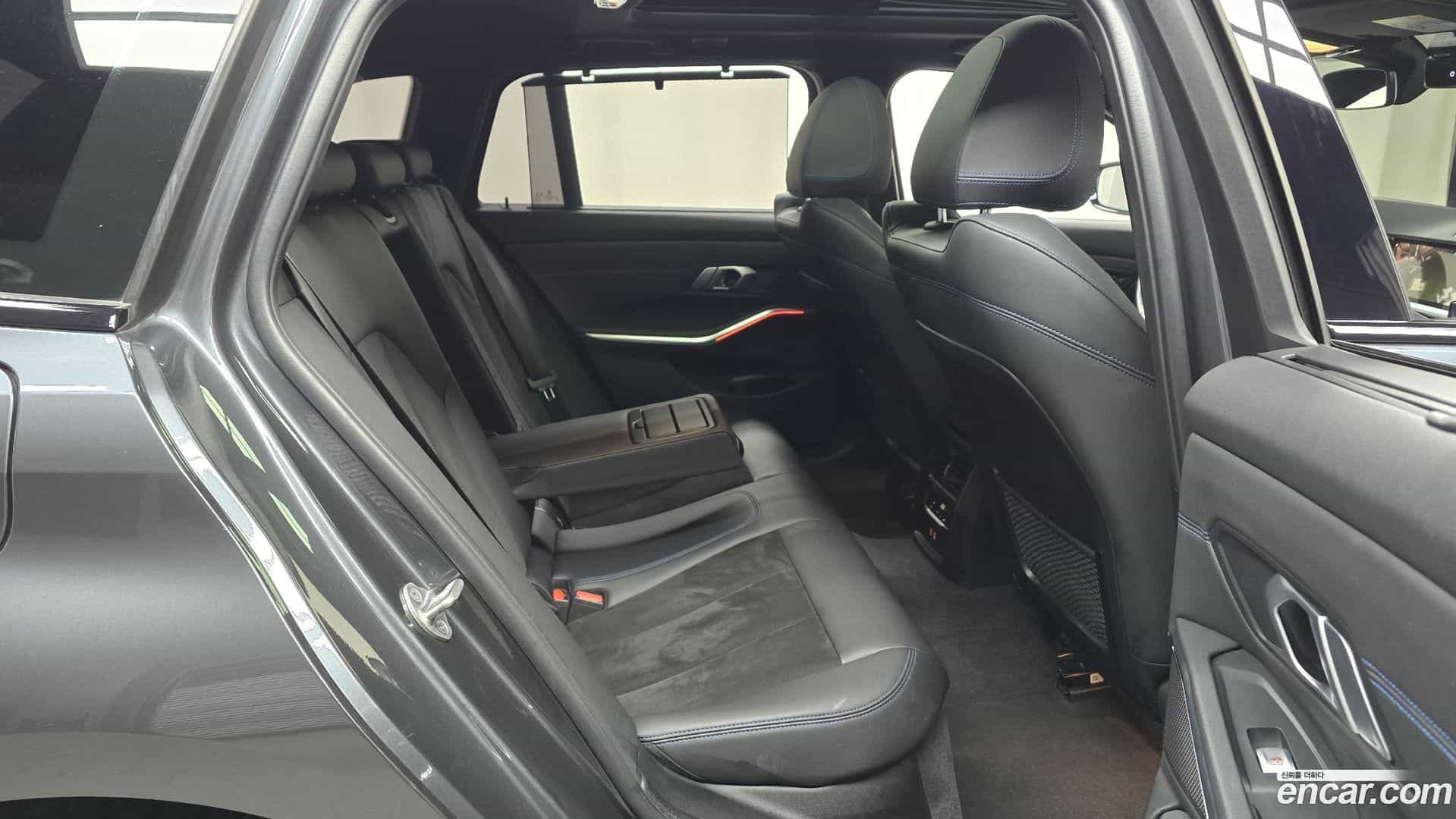 3-Series BMW 2021.5-OPTION-016