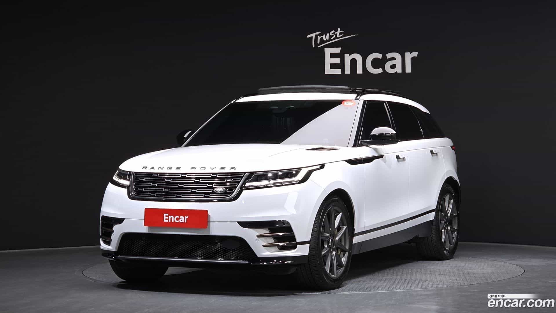 Range Rover Velar Land Rover 2024.0-OUTER-001