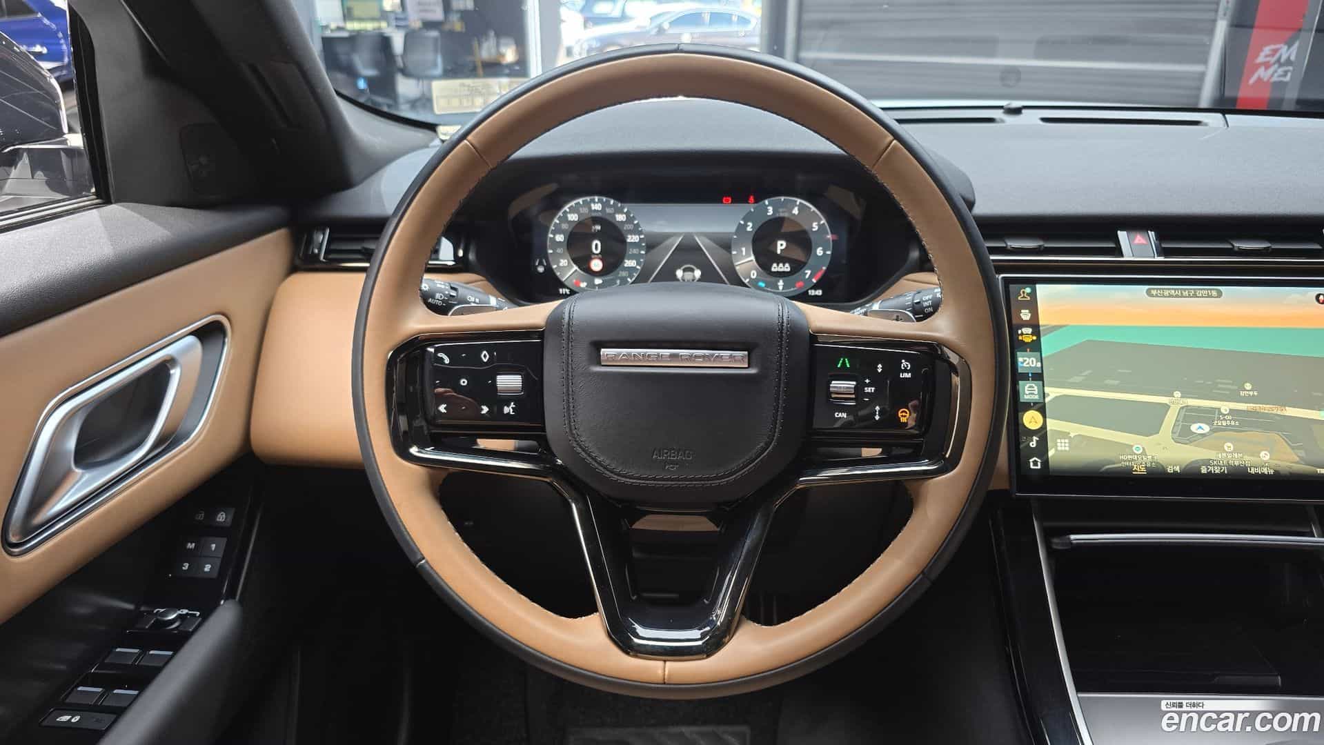 Range Rover Velar Land Rover 2024.0-OPTION-017