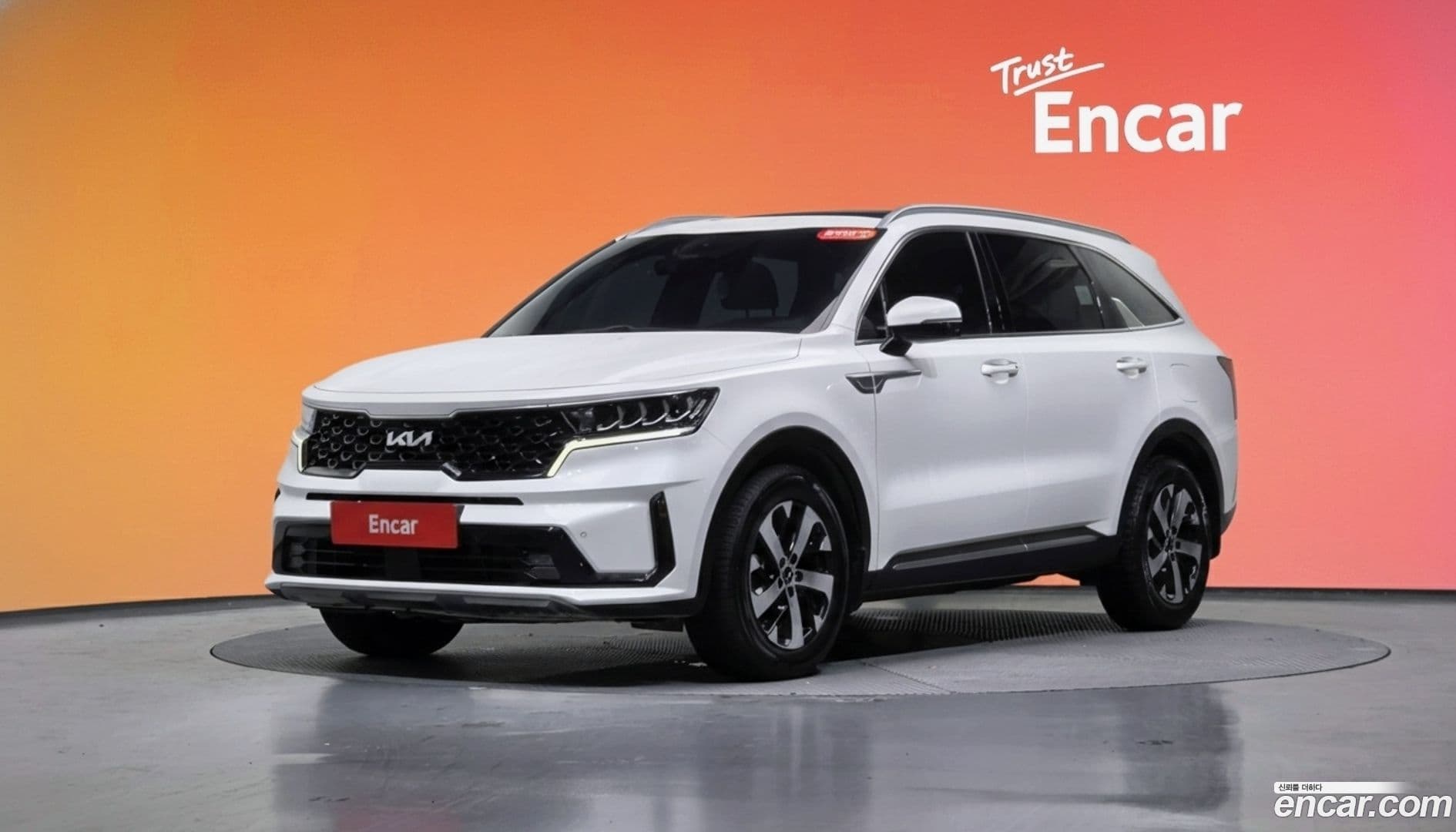 Main__Slider__Photo:Sorento Kia 2021.7-0
