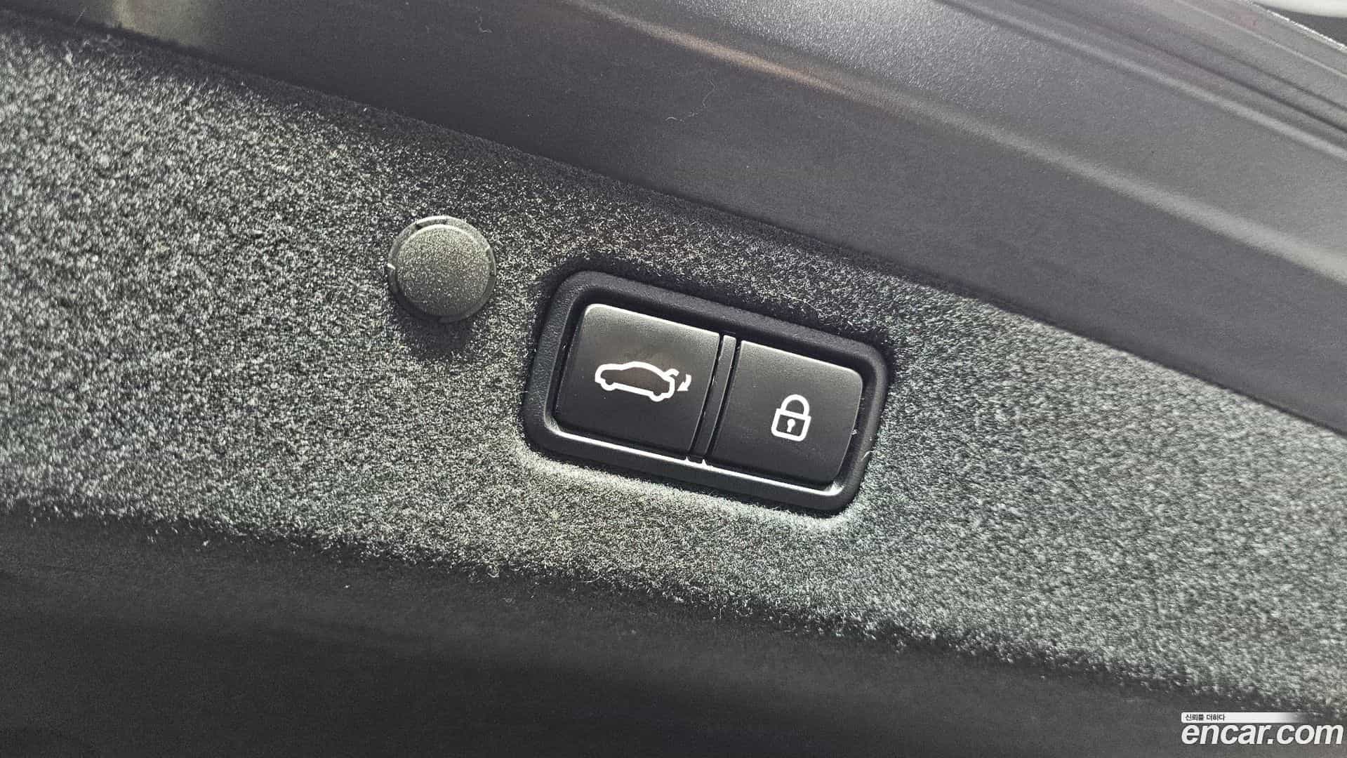 Grandeur Hyundai 2020.6-OPTION-024