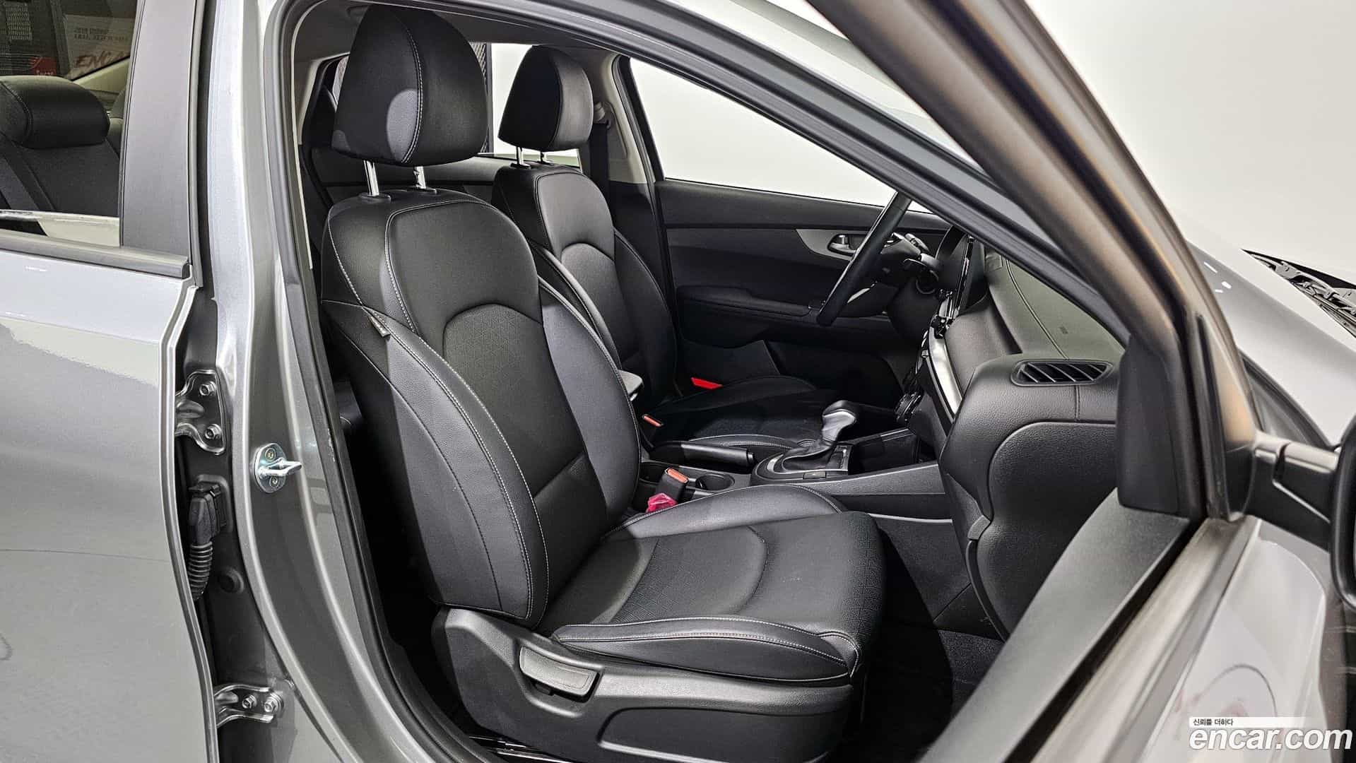 K3 Kia 2021.1-OPTION-016