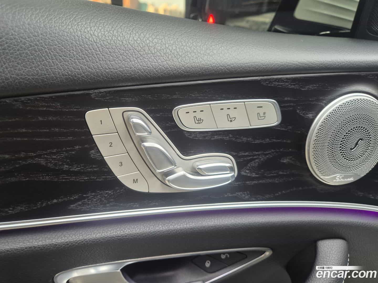 E-Class Mercedes-Benz 2017.5-INNER-009