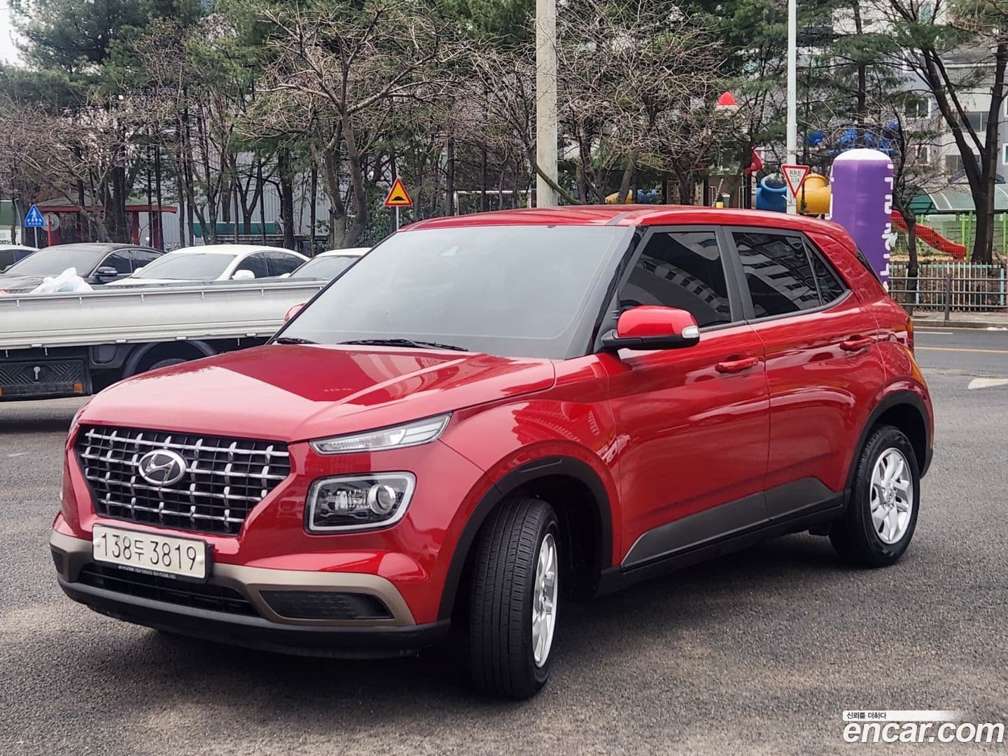 Main__Slider__Photo:Venue Hyundai 2020.4-0