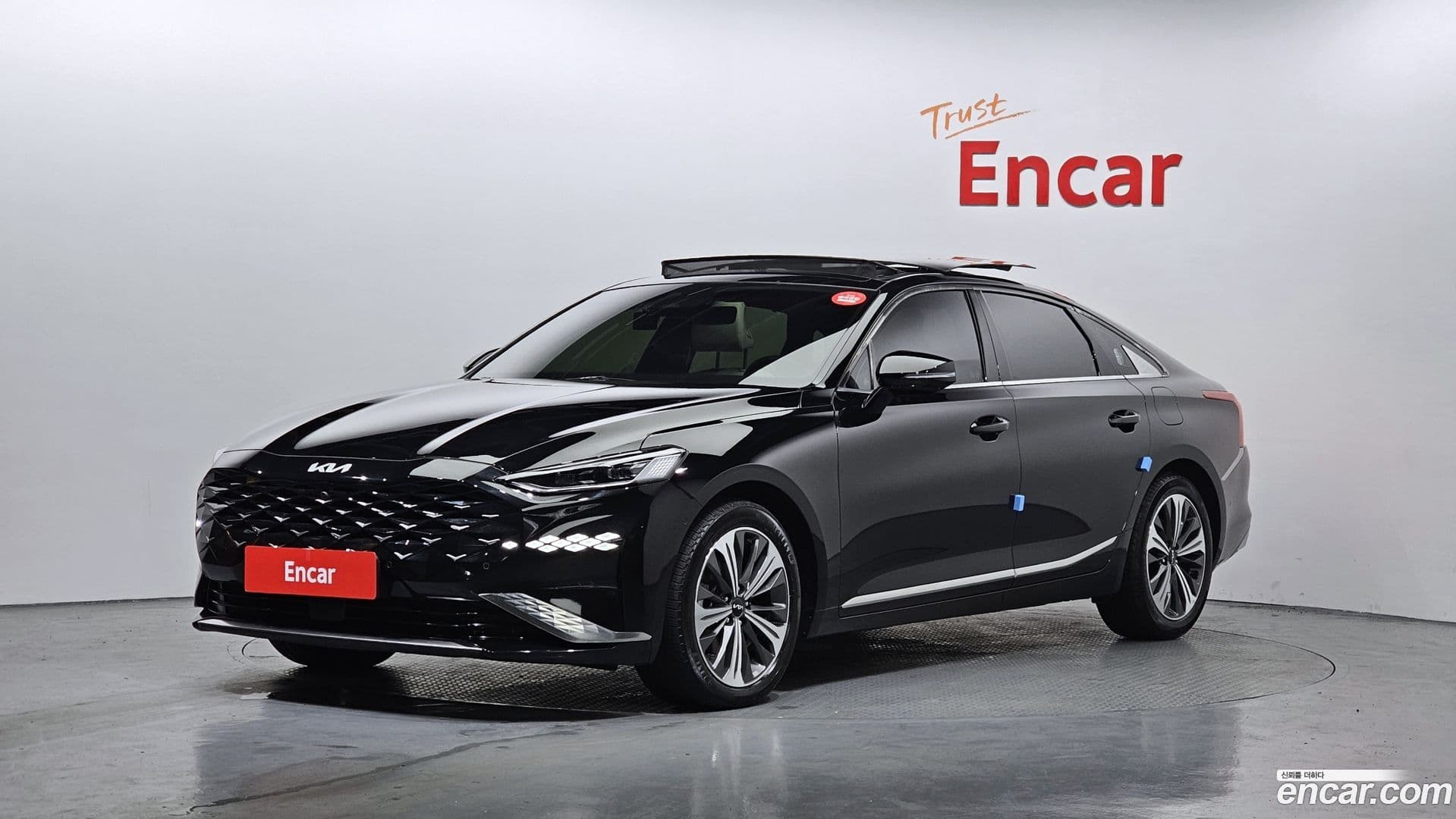Main__Slider__Photo:K8 Kia 2022.9-0