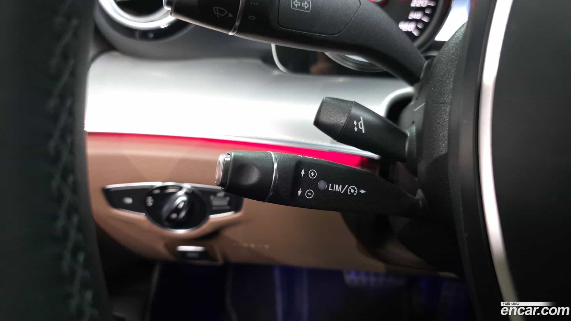 E-Class Mercedes-Benz 2018.2-OPTION-022