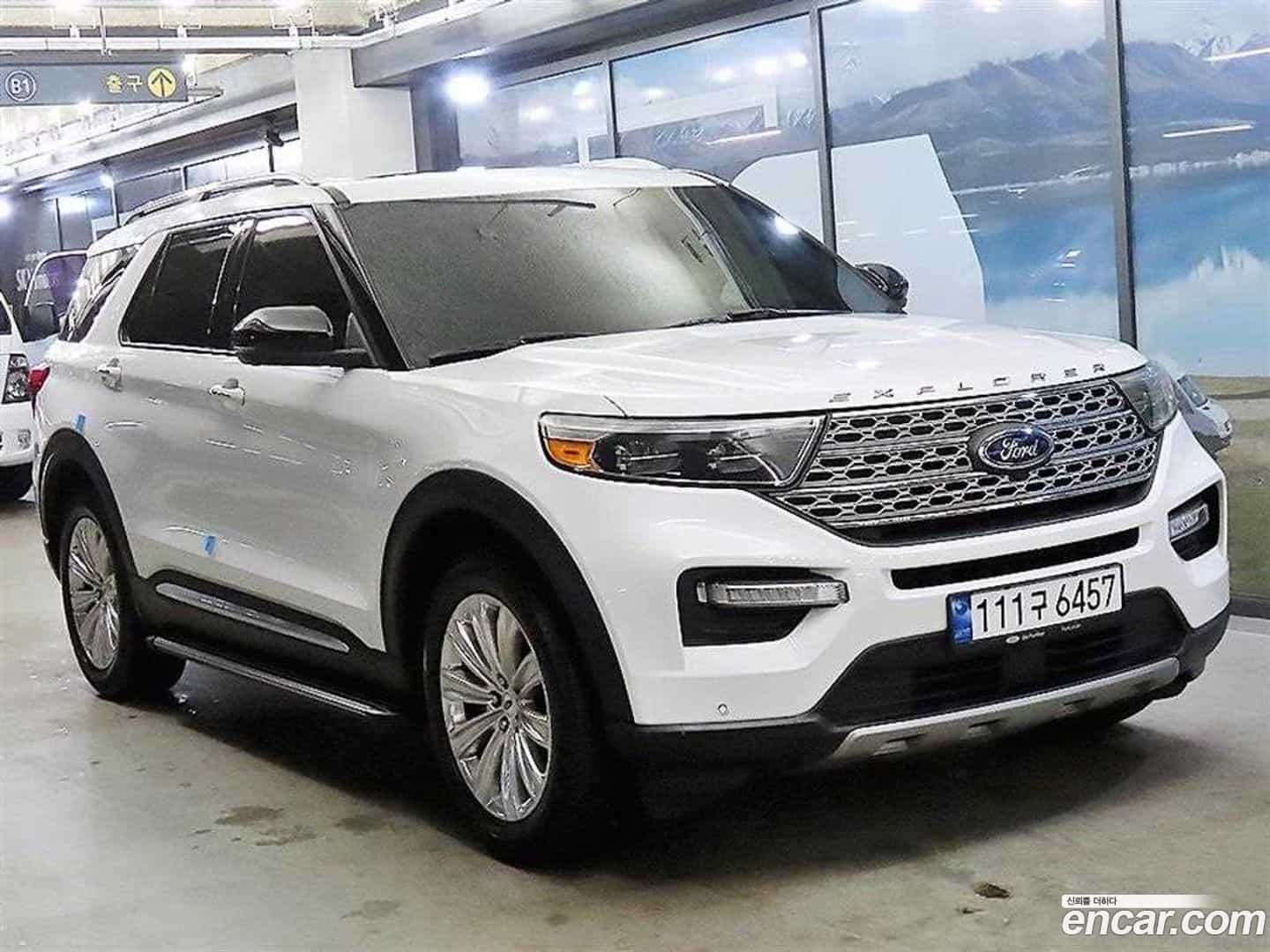 Explorer Ford 2022.11-OUTER-001