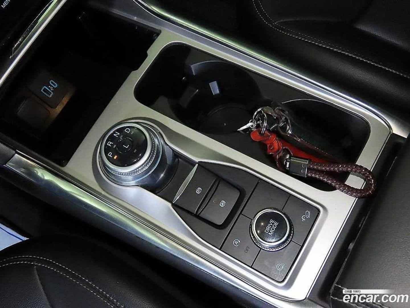 Explorer Ford 2022.11-OPTION-016