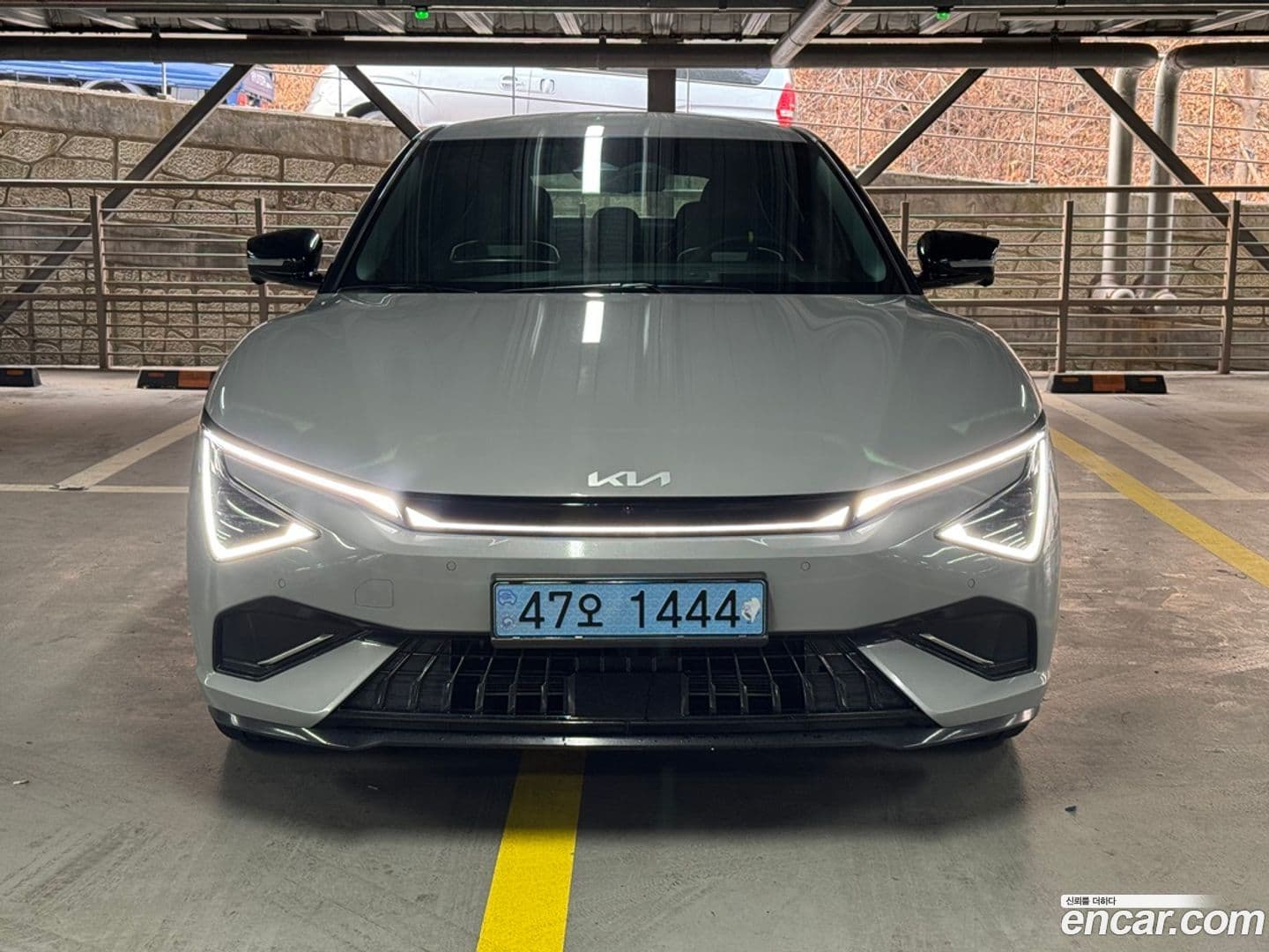 Main__Slider__Photo:EV6 Kia 2025.2-0