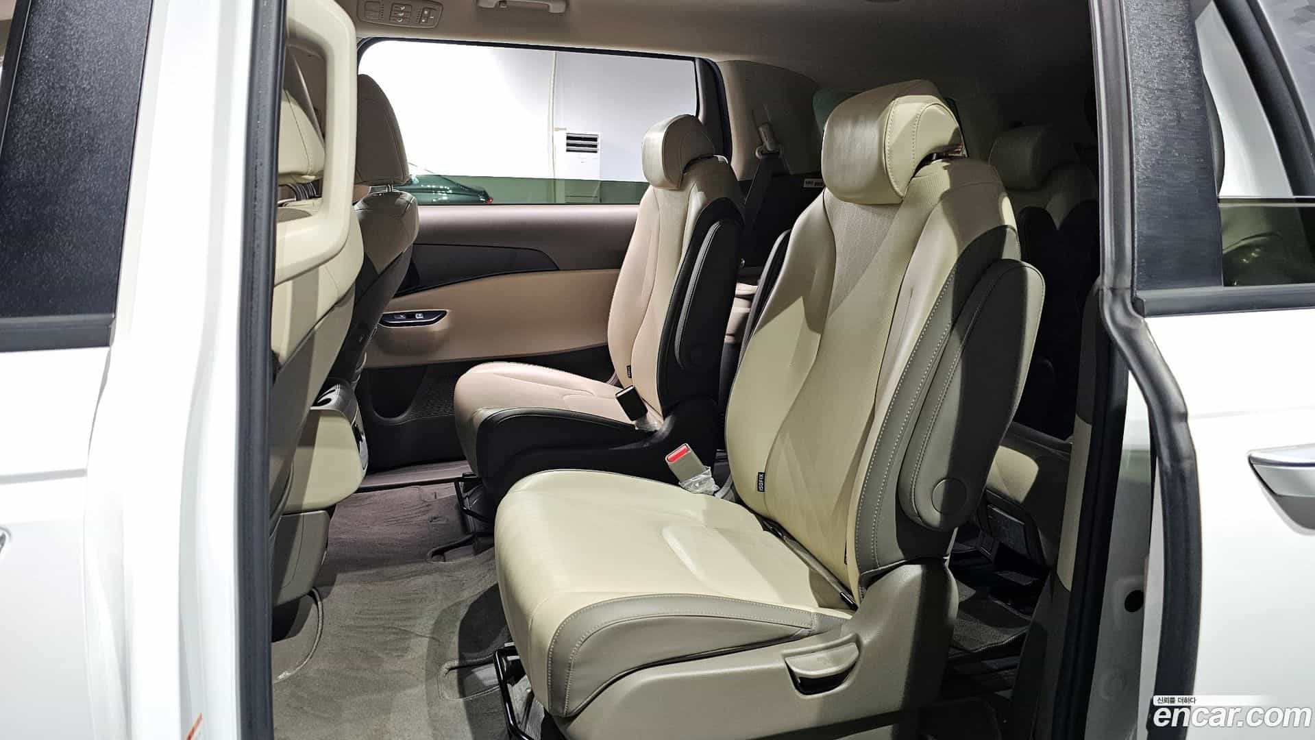 Canival Kia 2021.5-OPTION-016