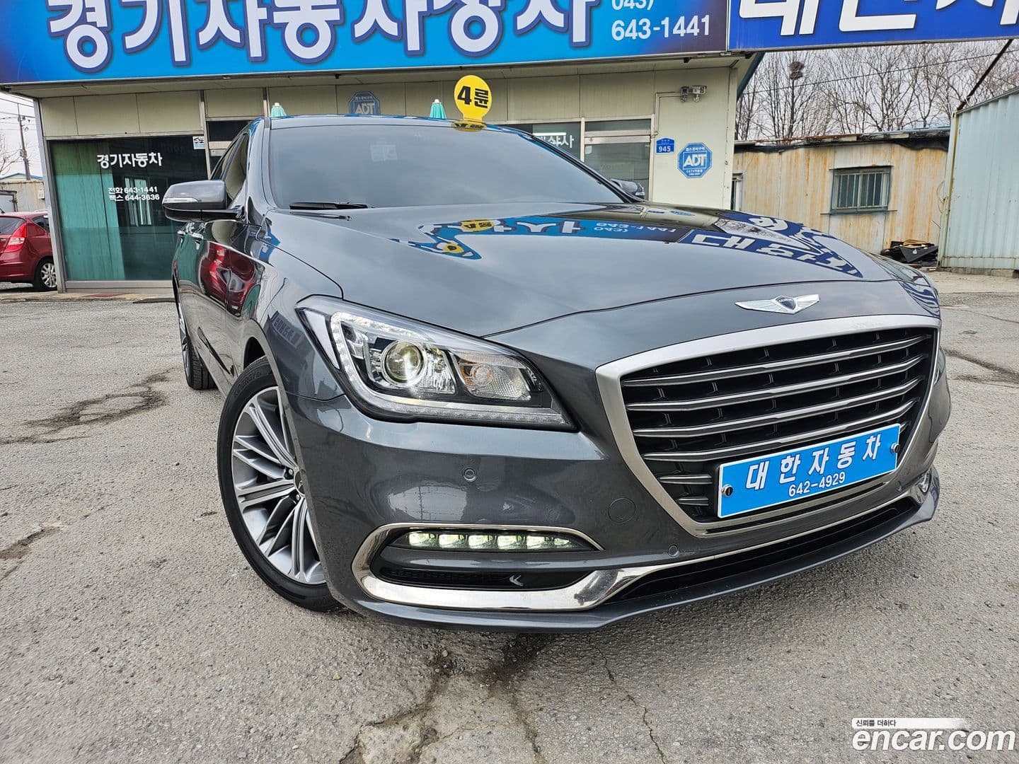 Main__Slider__Photo:G80 Genesis 2018.5-0