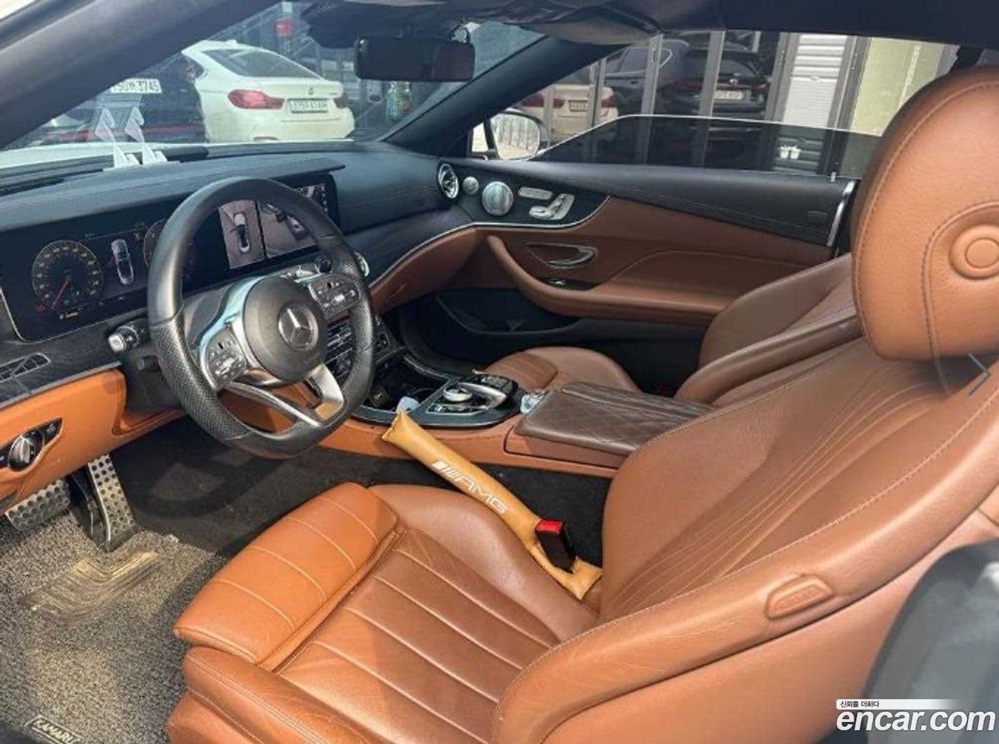 Main__Slider__Photo:E-Class Mercedes-Benz 2019.10-0