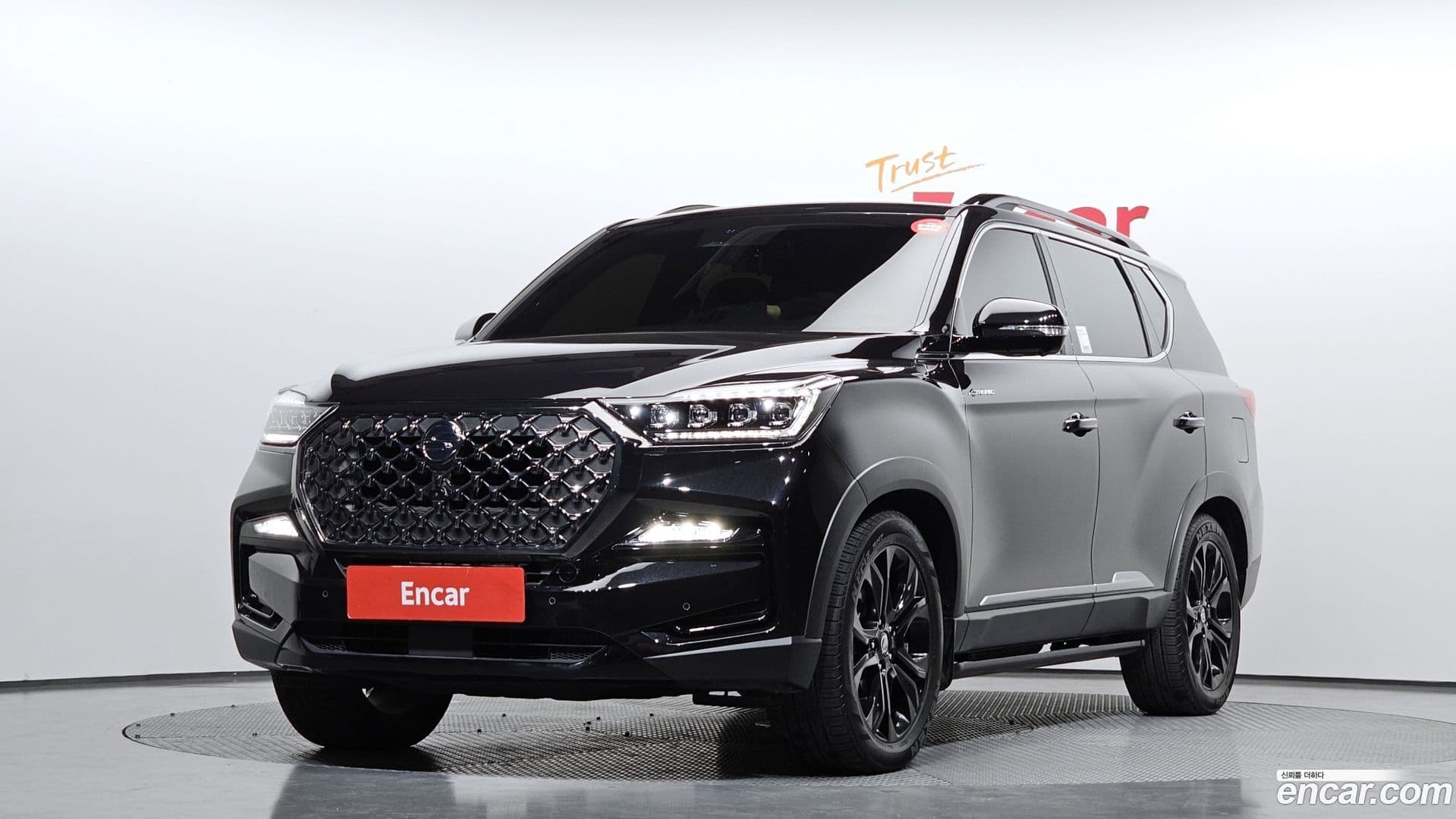 Main__Slider__Photo:Rexton KG Mobility 2021.8-0