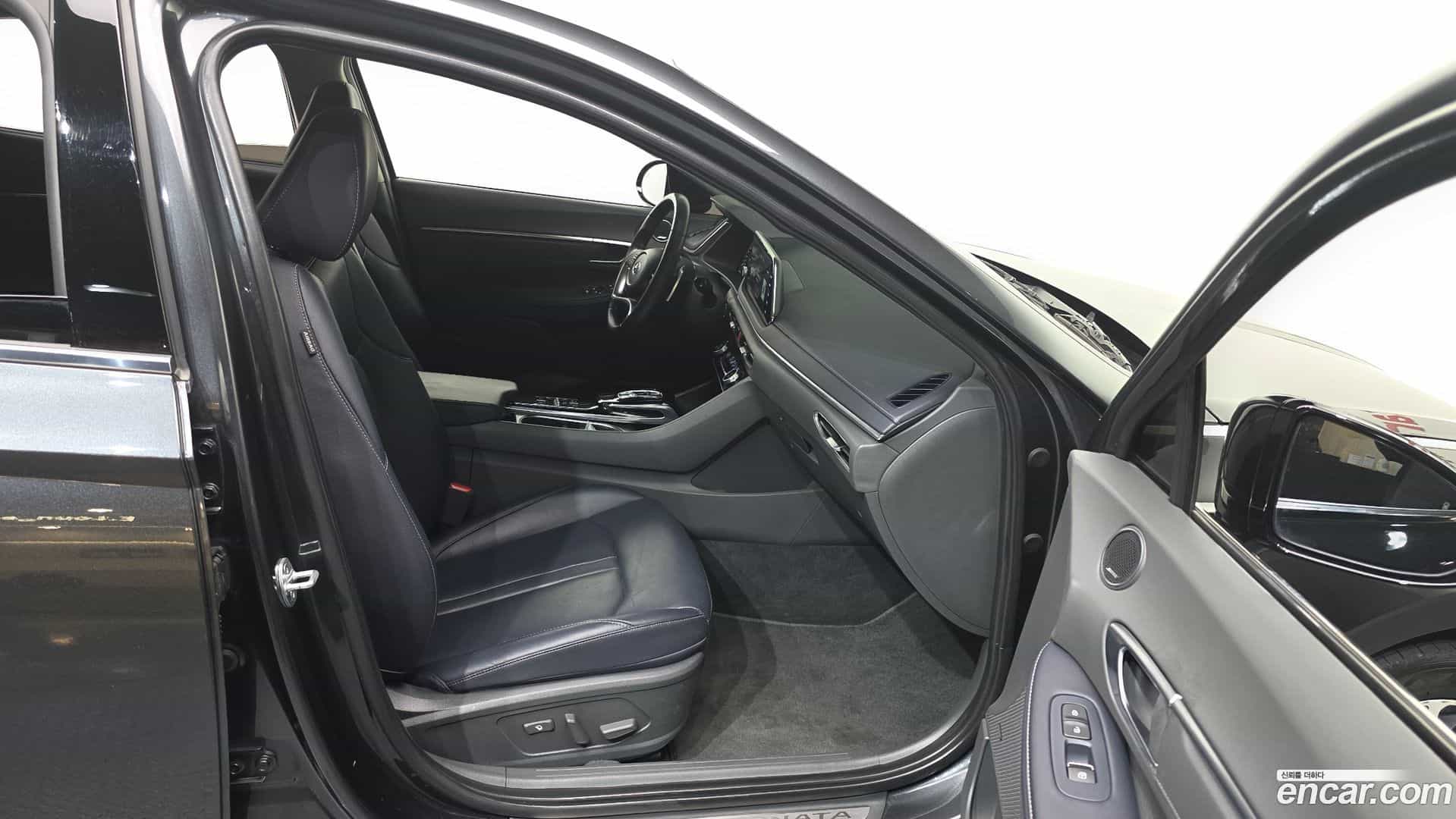 Sonata Hyundai 2022.1-OPTION-015